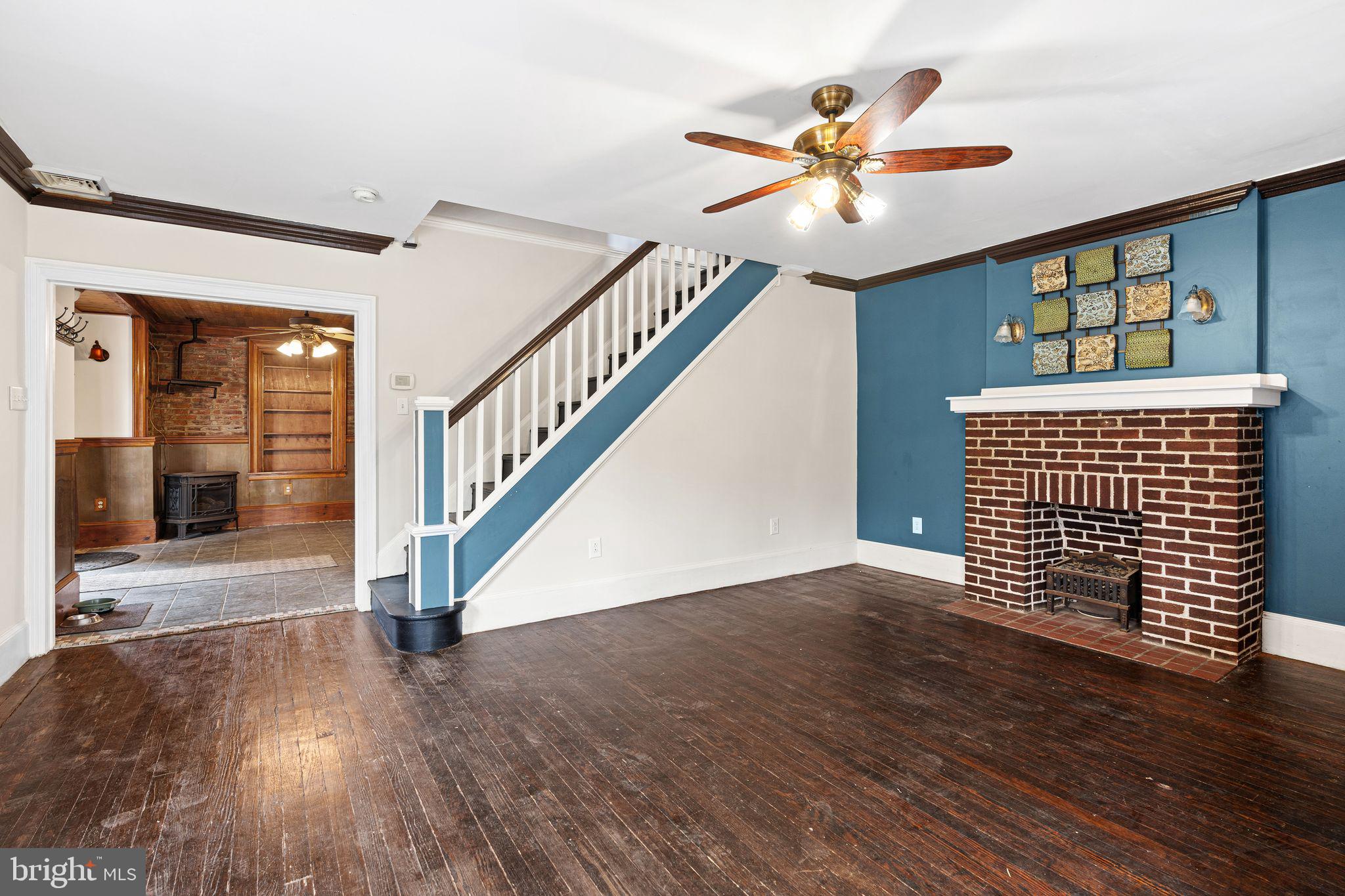 ROXBOROUGH - Residential