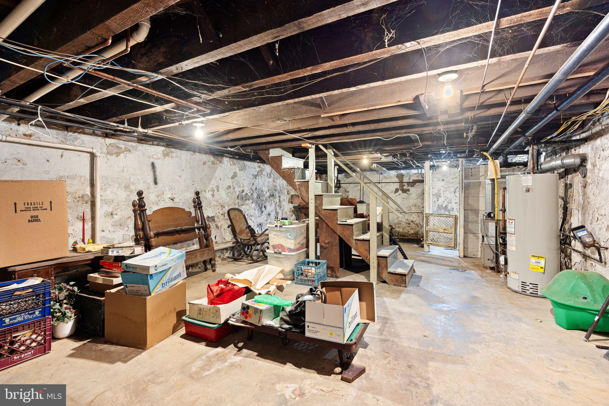 ROXBOROUGH - Residential