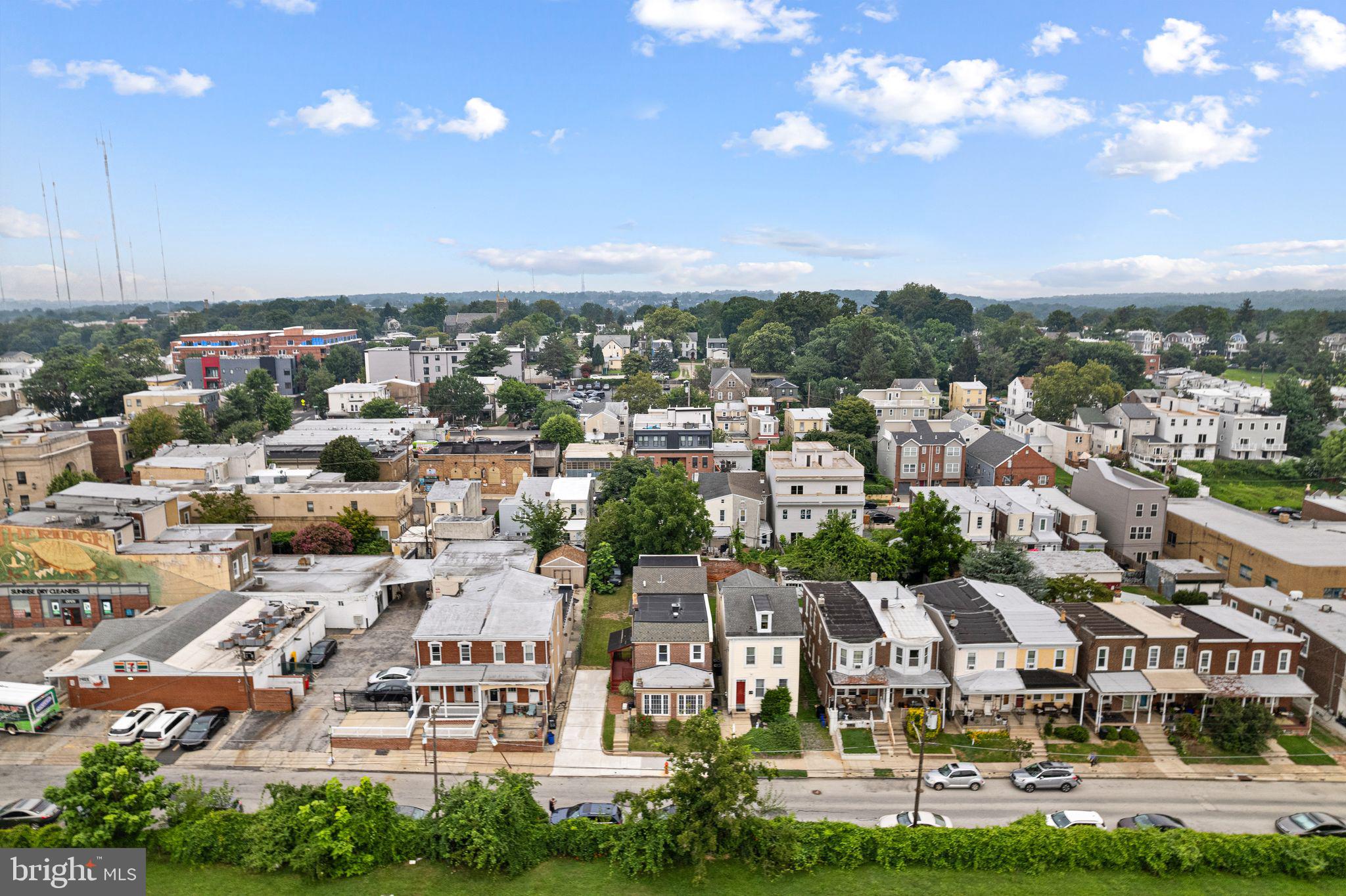 ROXBOROUGH - Residential