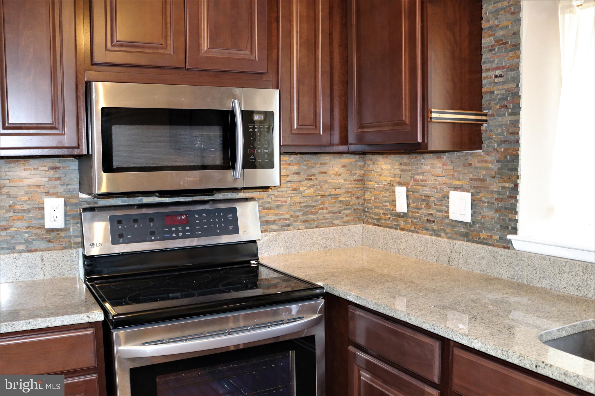 SILVER SPRING STATION - Residential