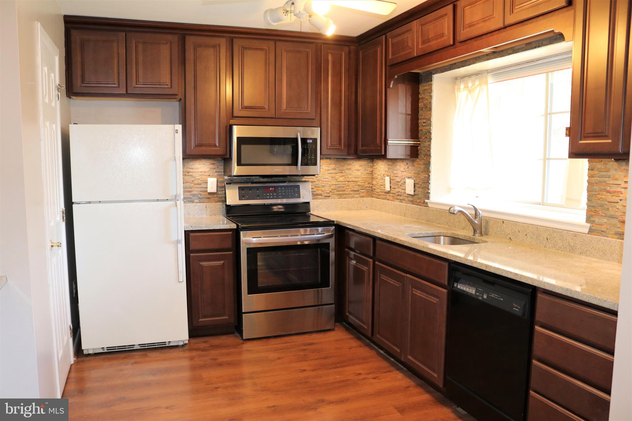 SILVER SPRING STATION - Residential