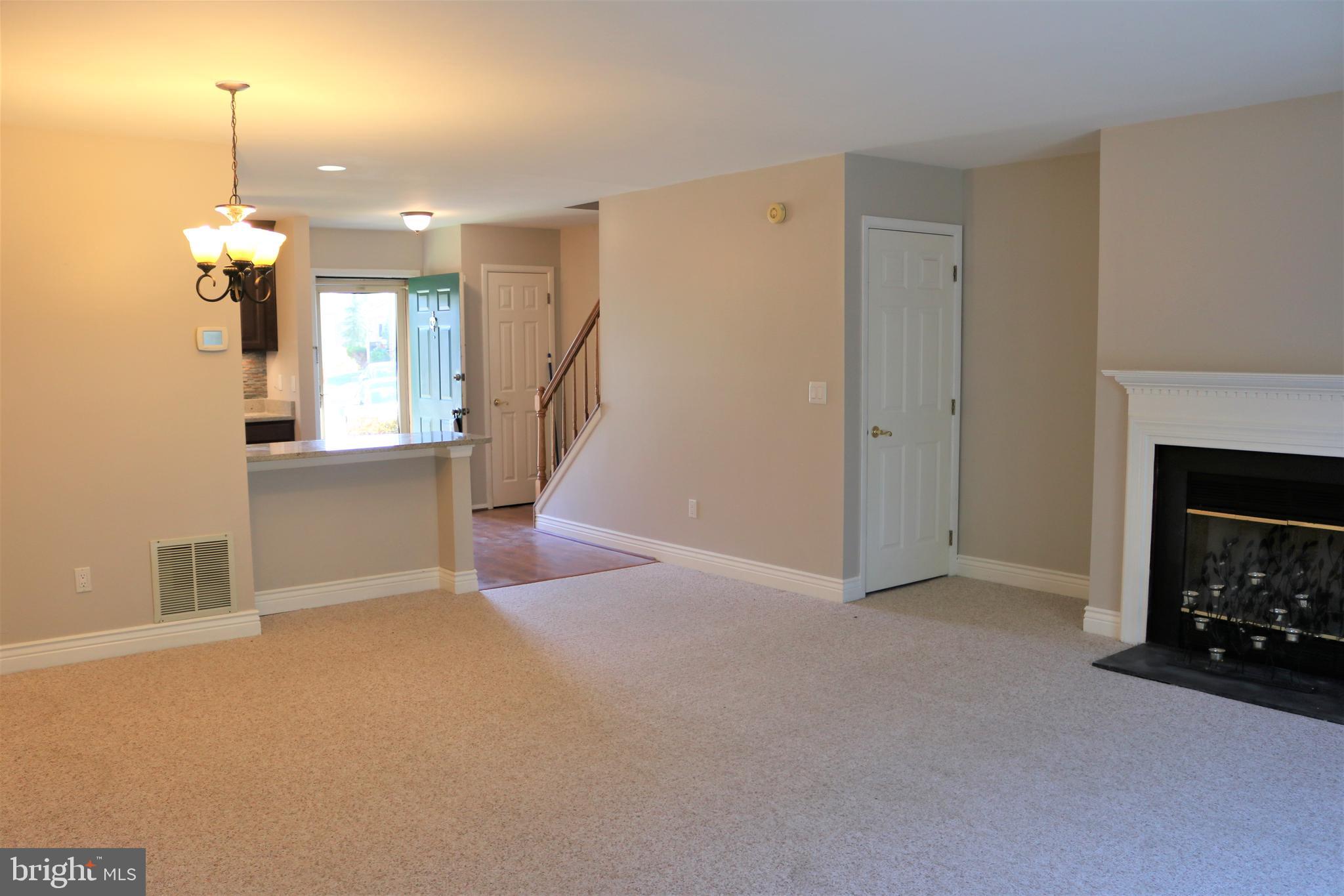 SILVER SPRING STATION - Residential