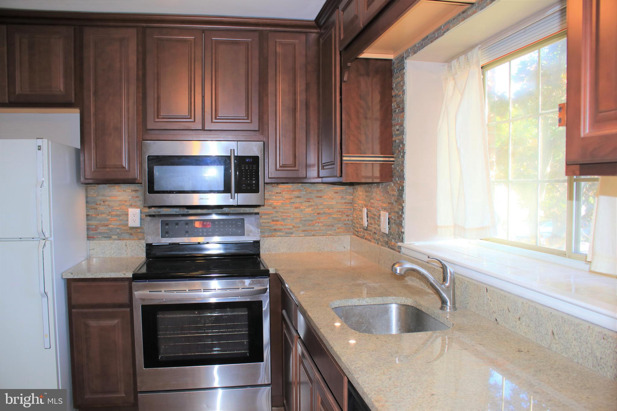 SILVER SPRING STATION - Residential