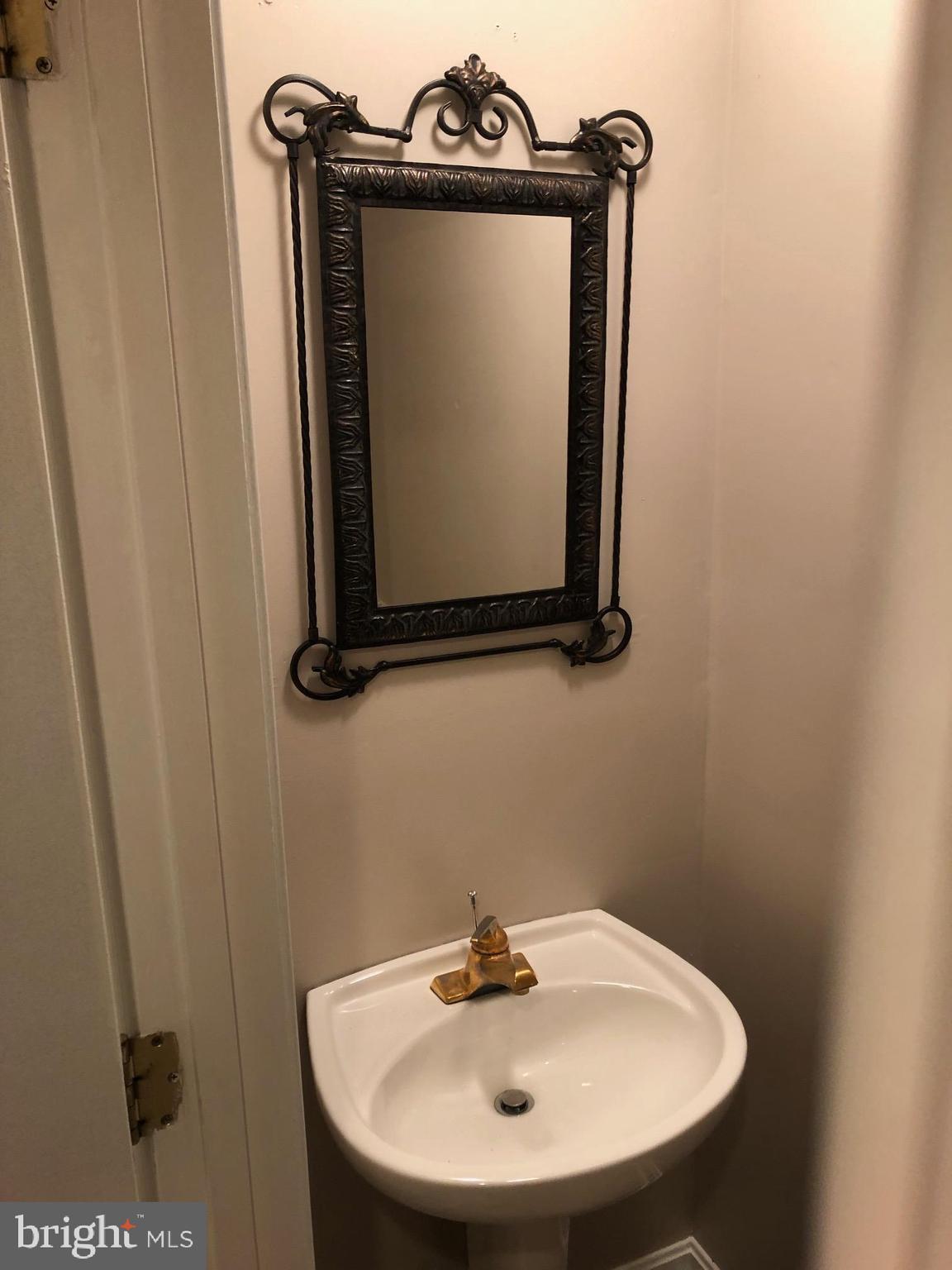 SILVER SPRING STATION - Residential