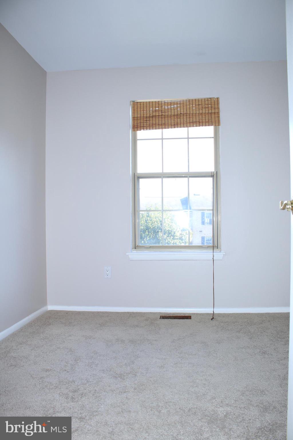 SILVER SPRING STATION - Residential