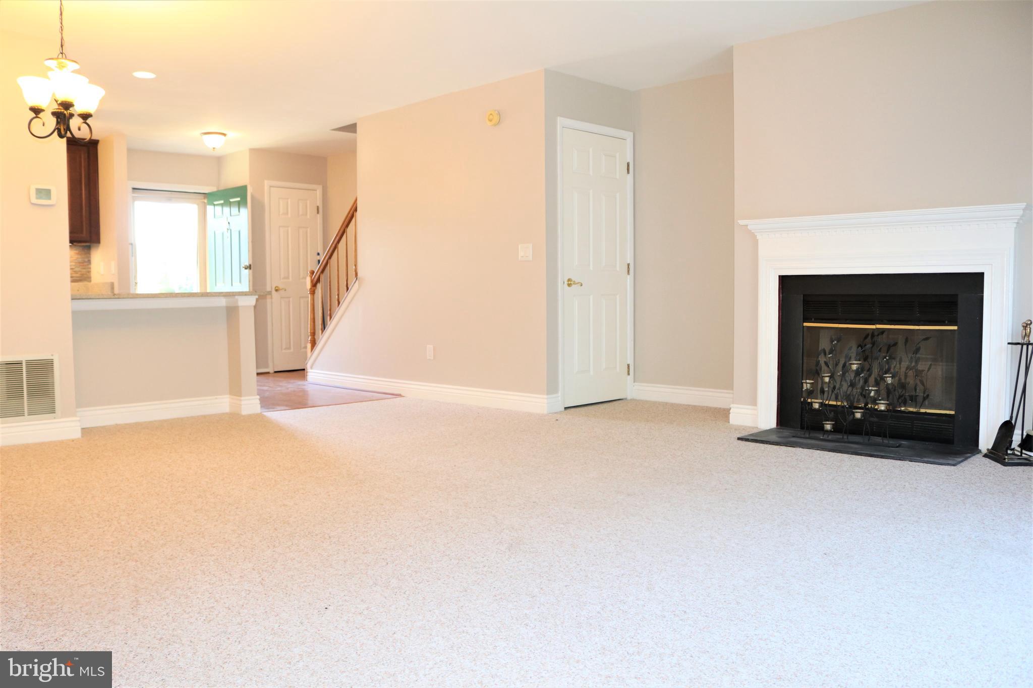 SILVER SPRING STATION - Residential