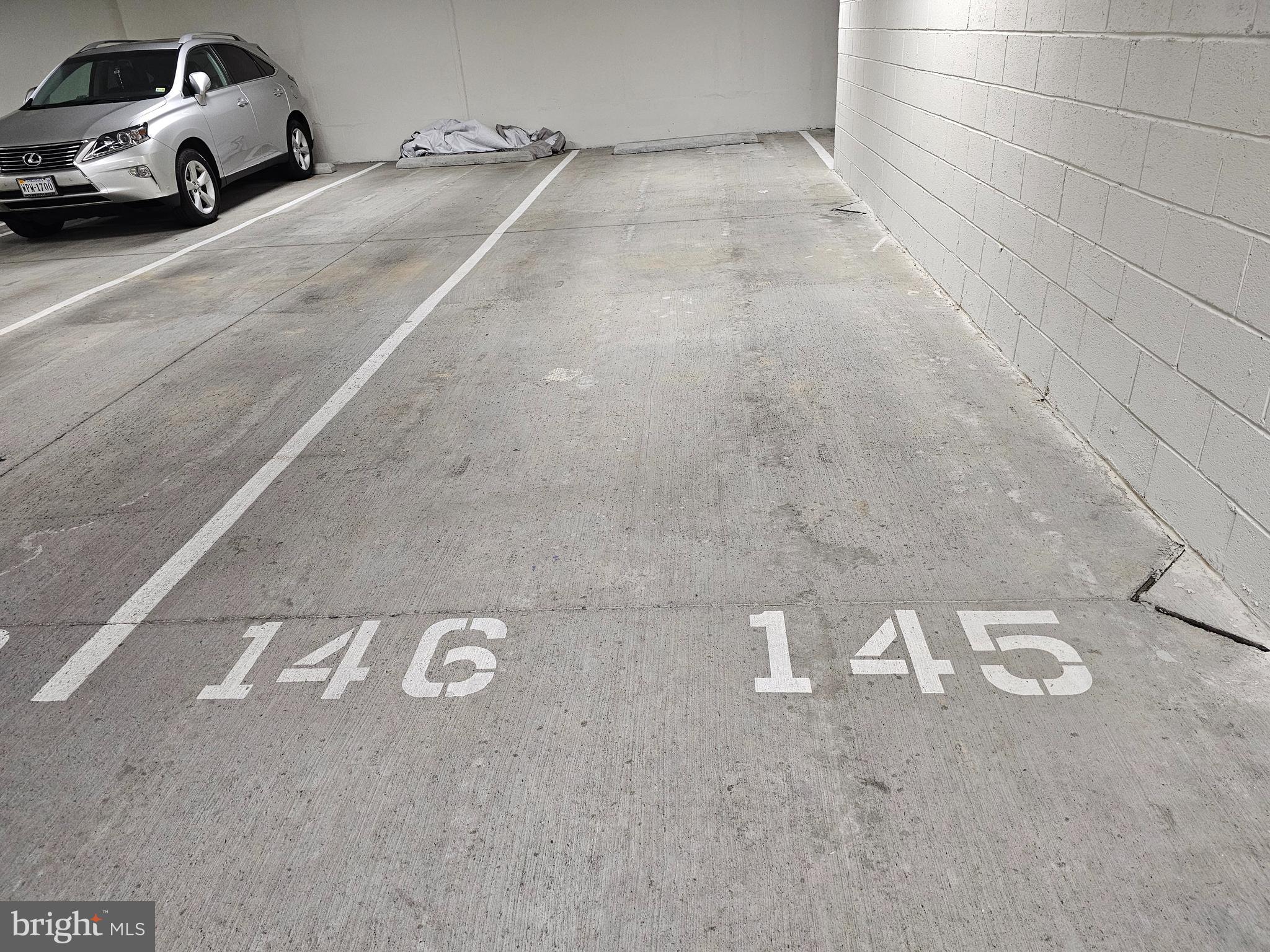 METROWEST - Residential Lease