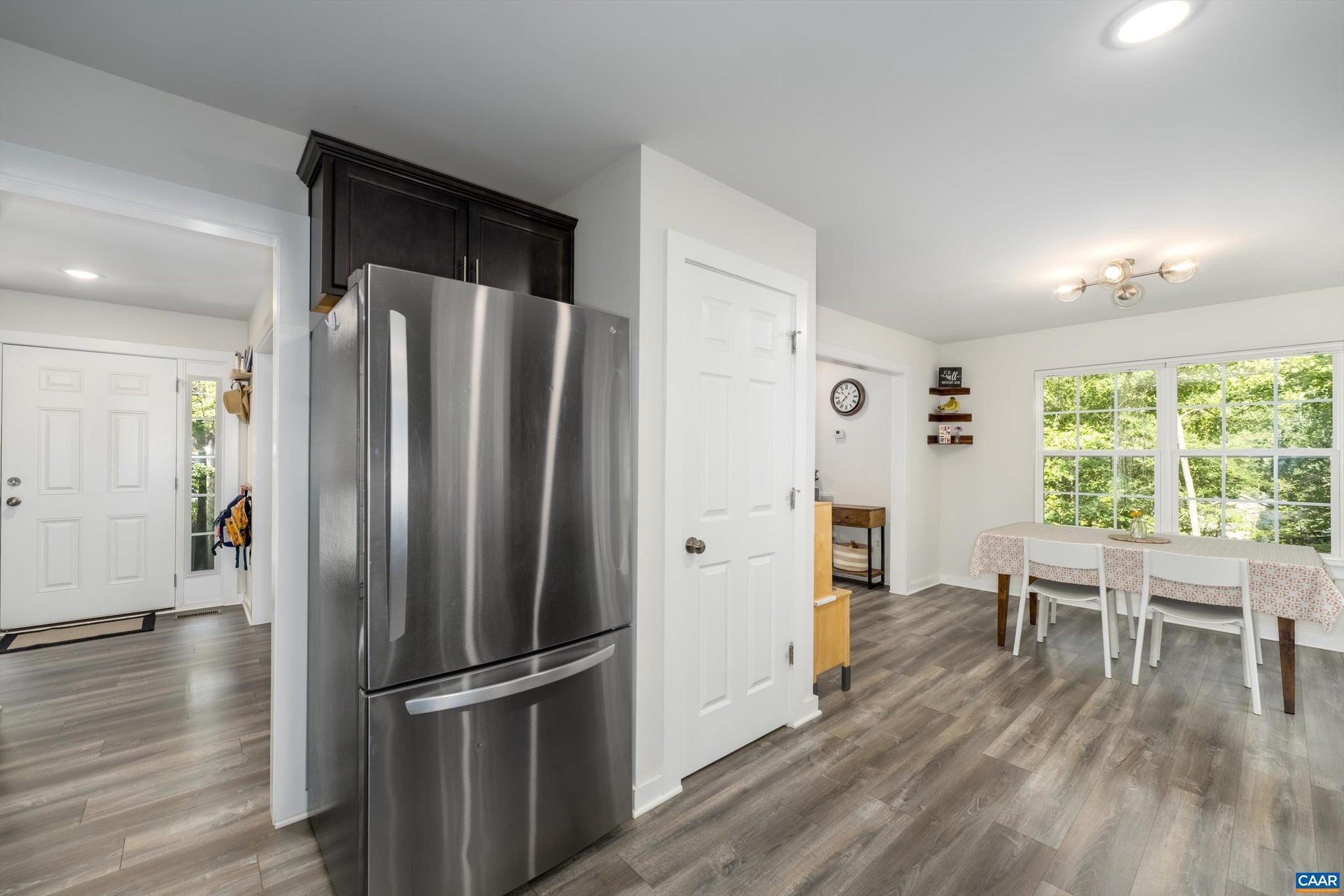 LAKE MONTICELLO - Residential