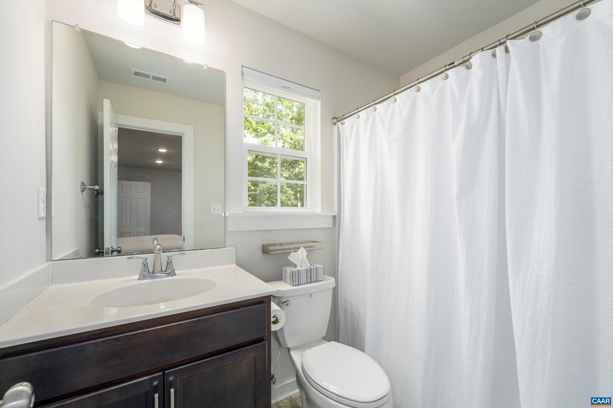 LAKE MONTICELLO - Residential