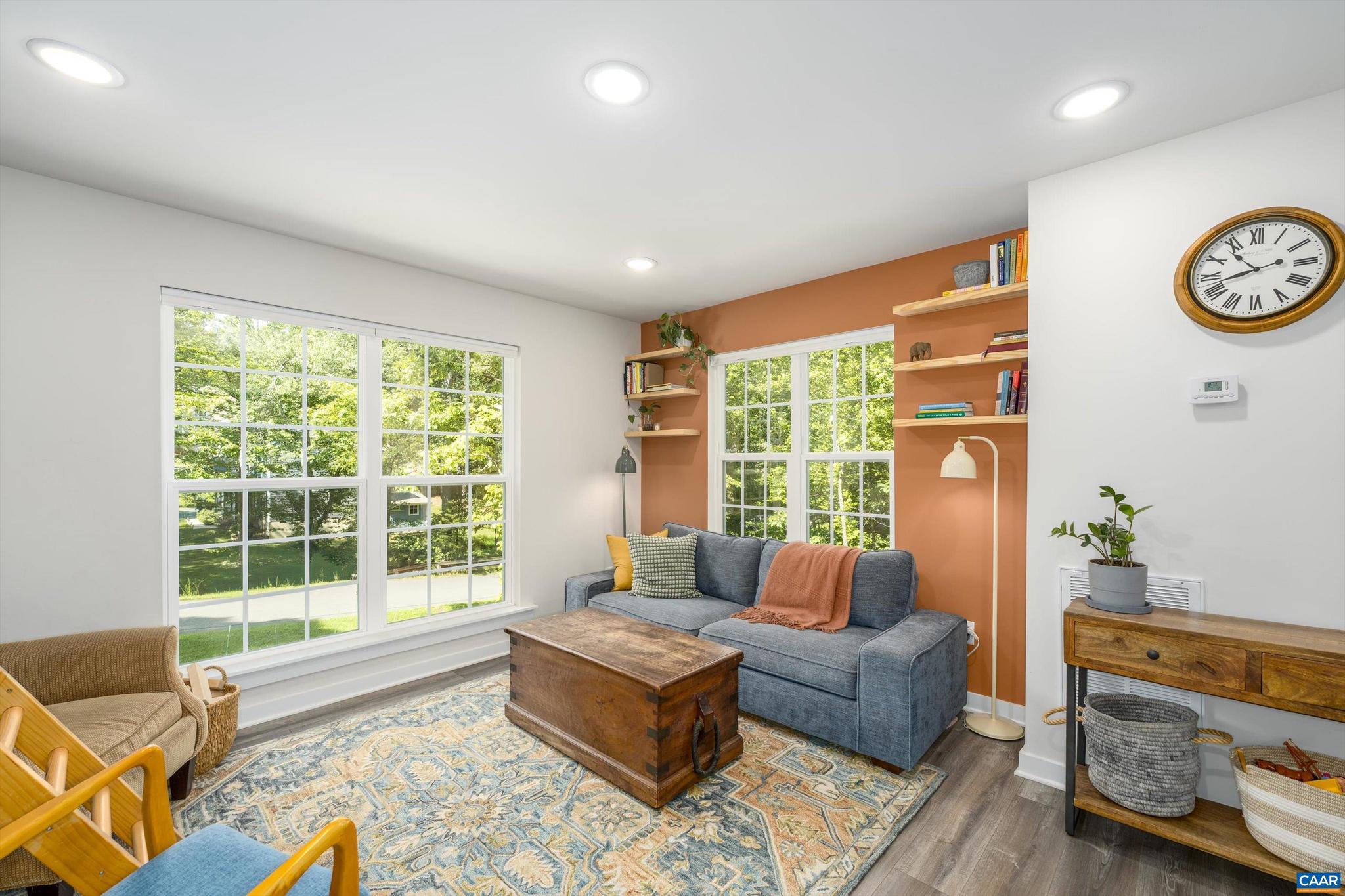 LAKE MONTICELLO - Residential