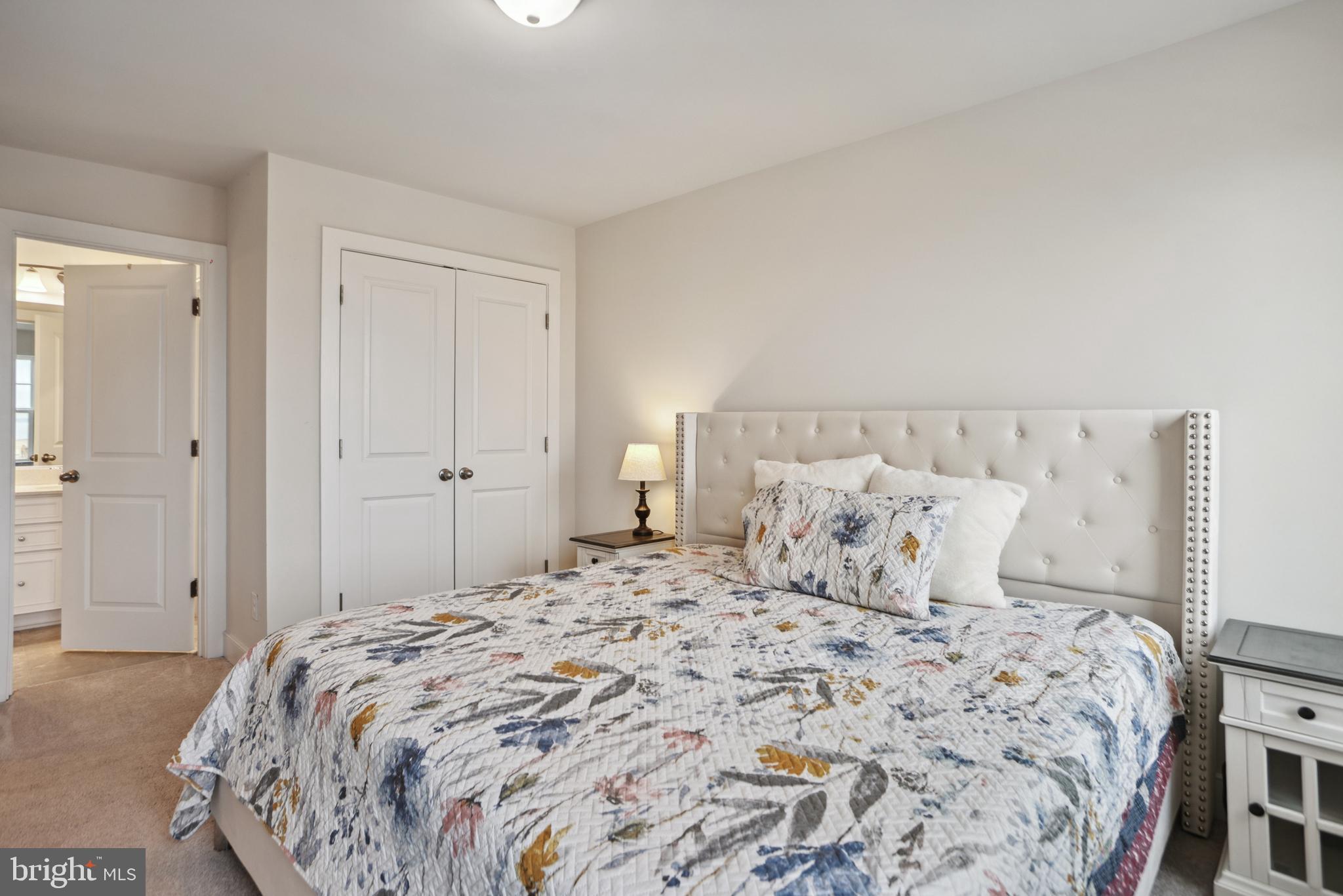 POTOMAC SHORES - Residential