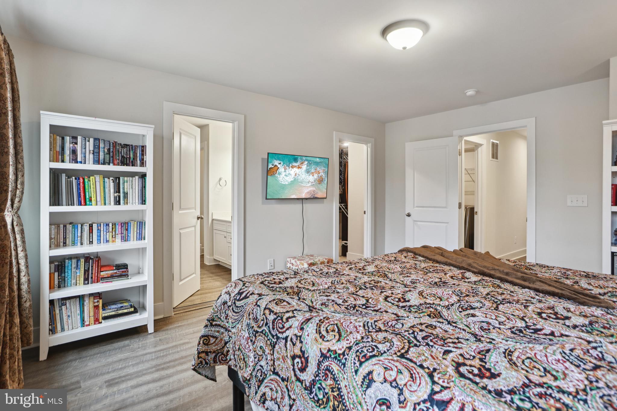 POTOMAC SHORES - Residential