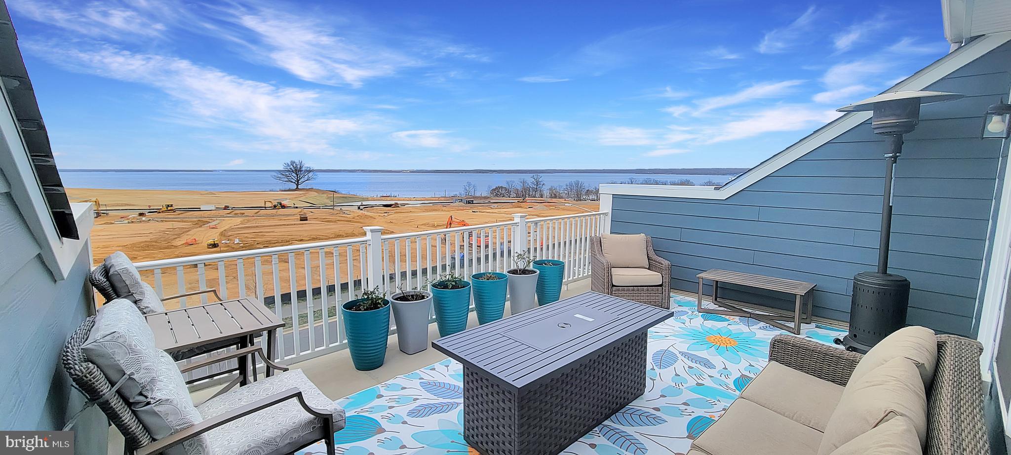 POTOMAC SHORES - Residential