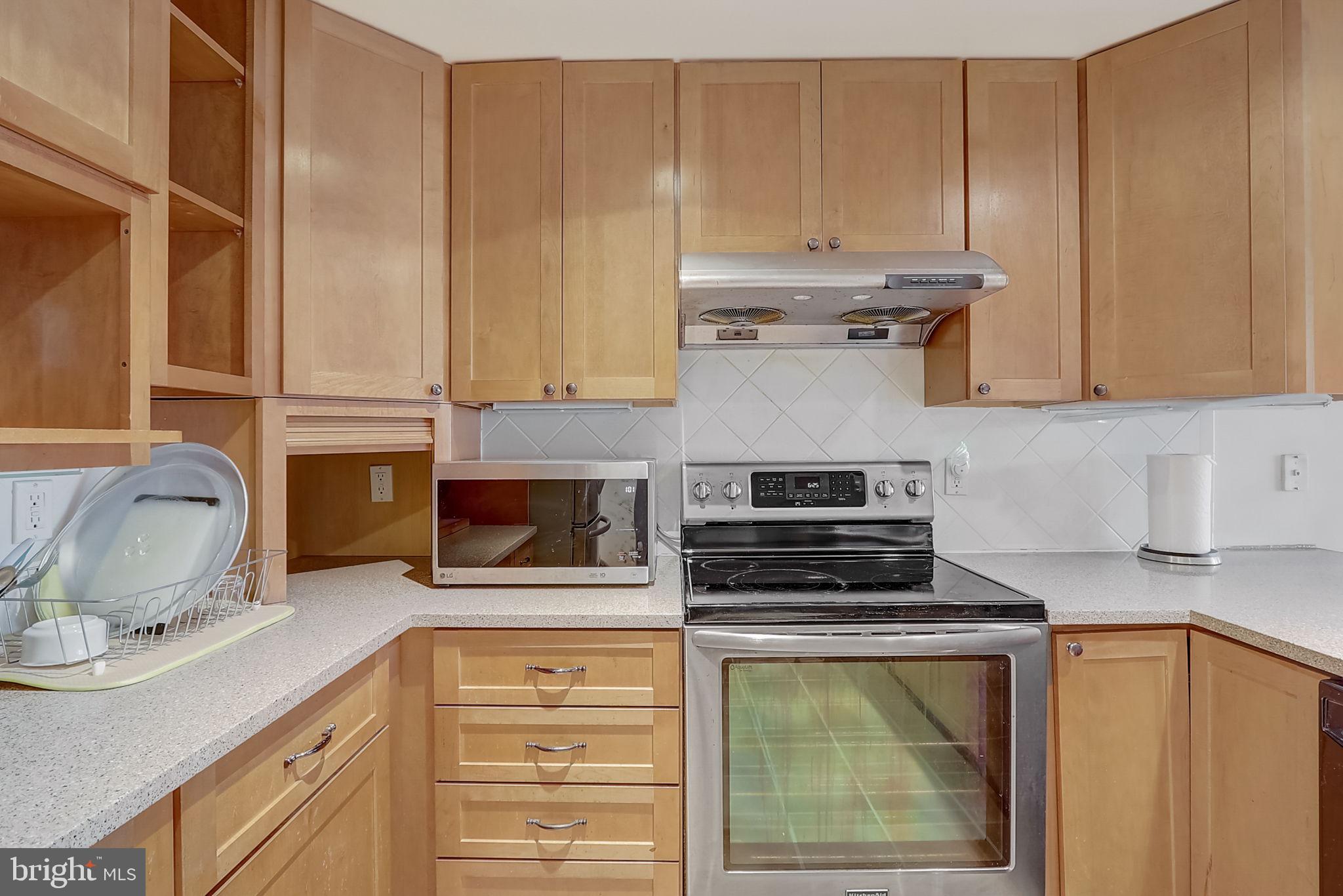 BENT TREE - Residential