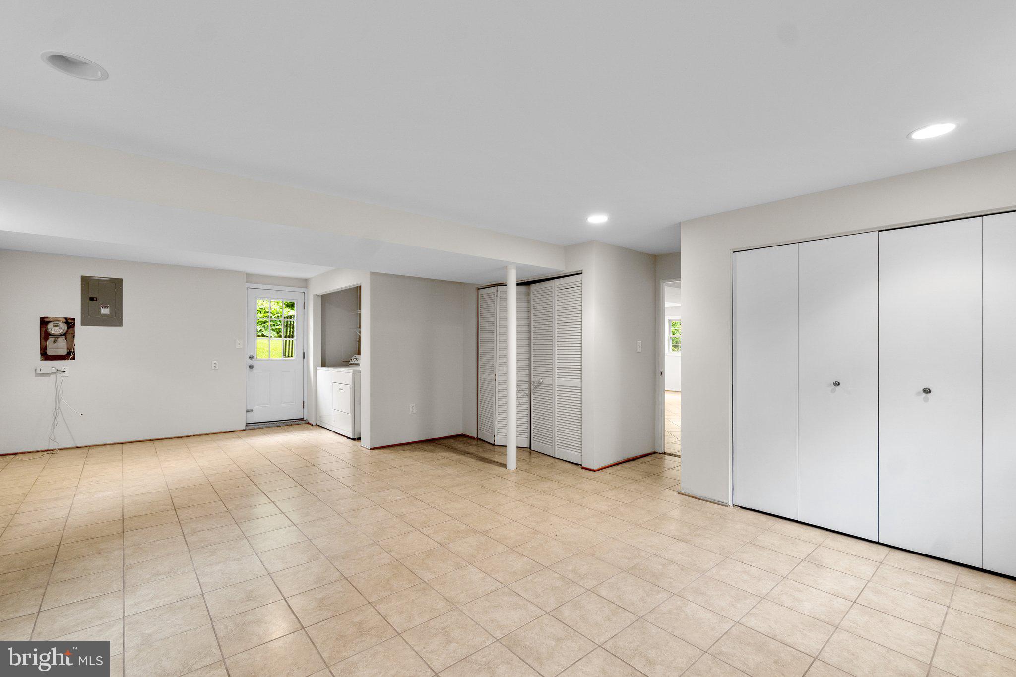 PINE VALLEY - Residential