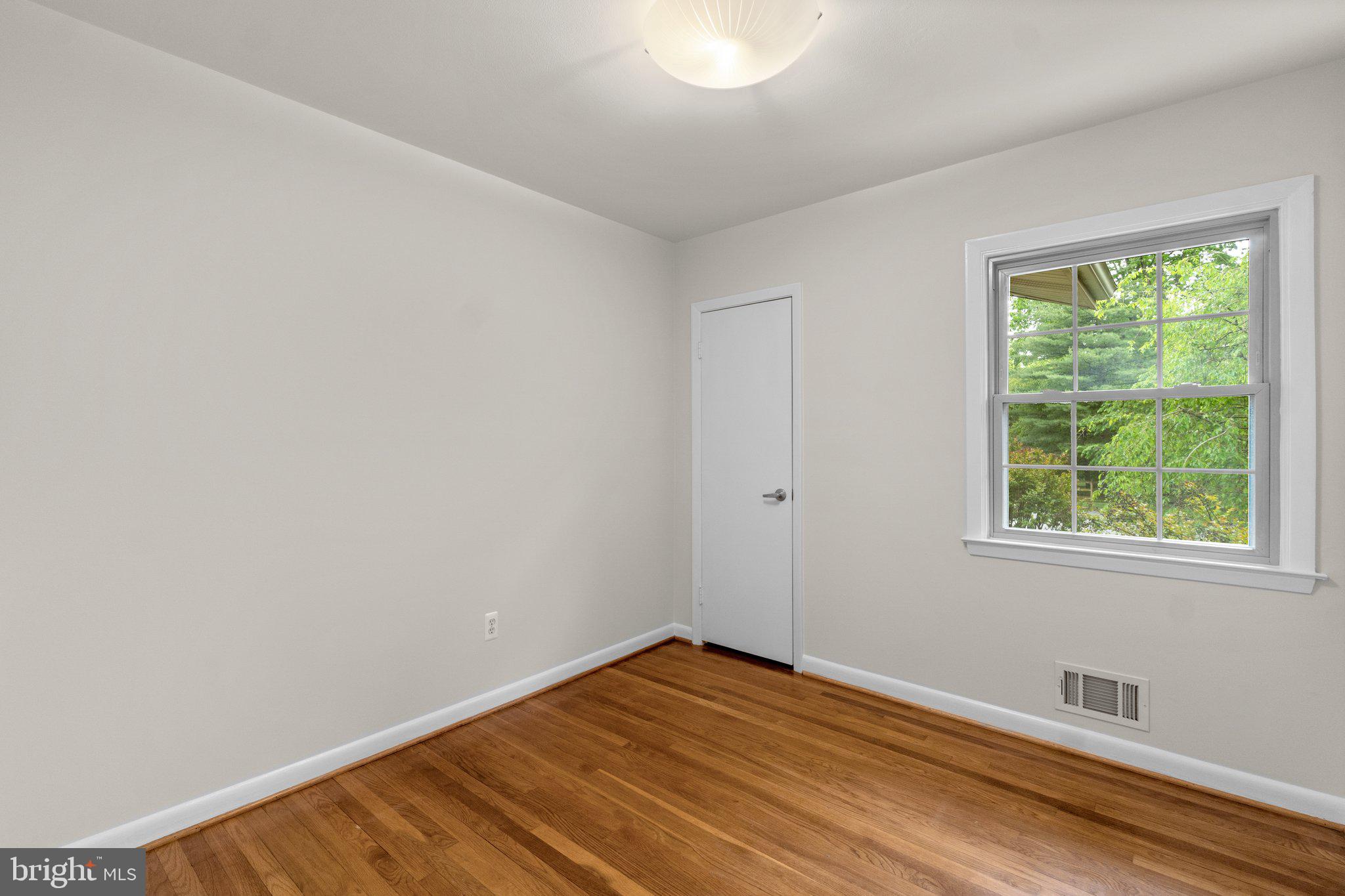 PINE VALLEY - Residential