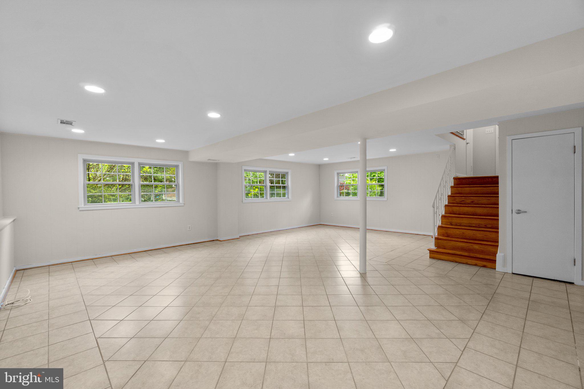 PINE VALLEY - Residential