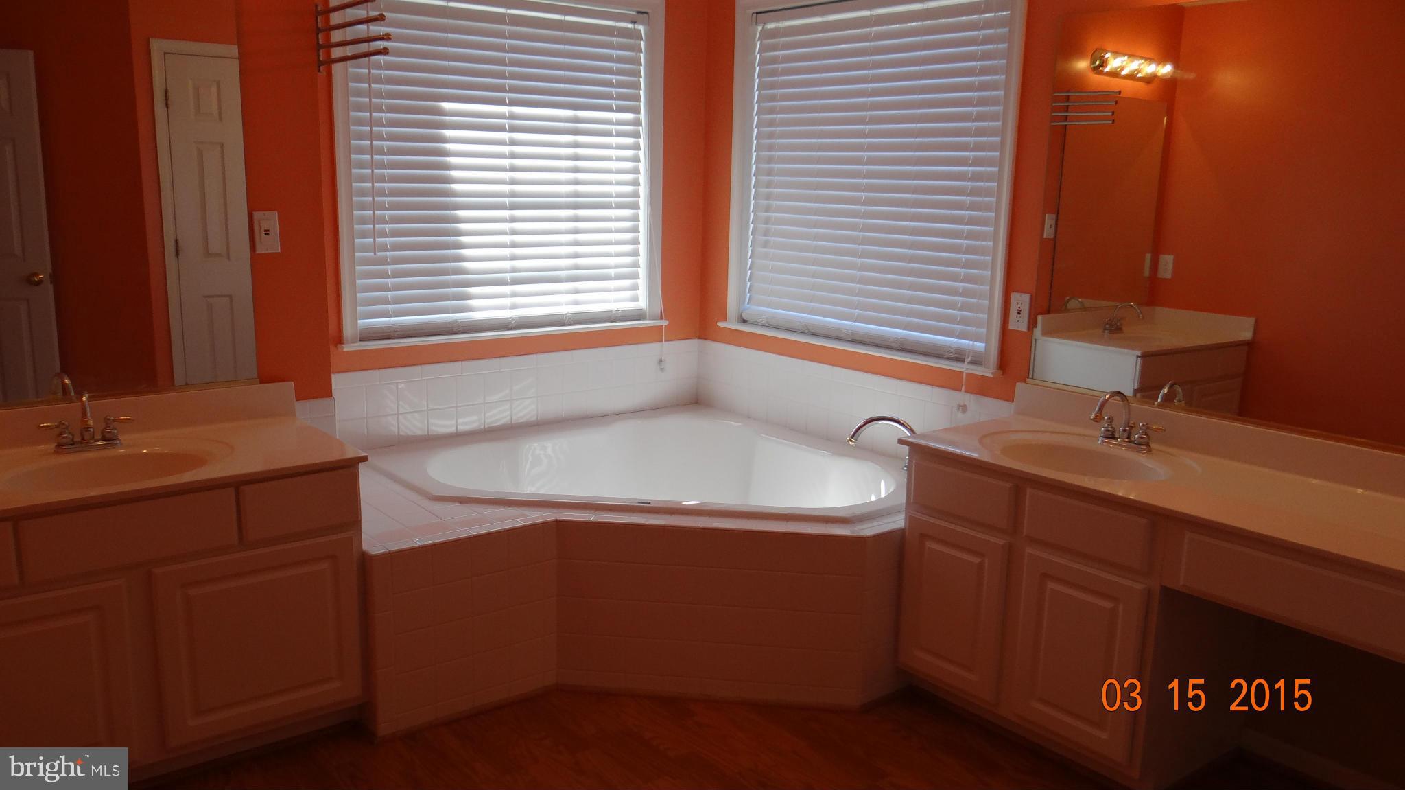 SALEM FIELDS - Residential