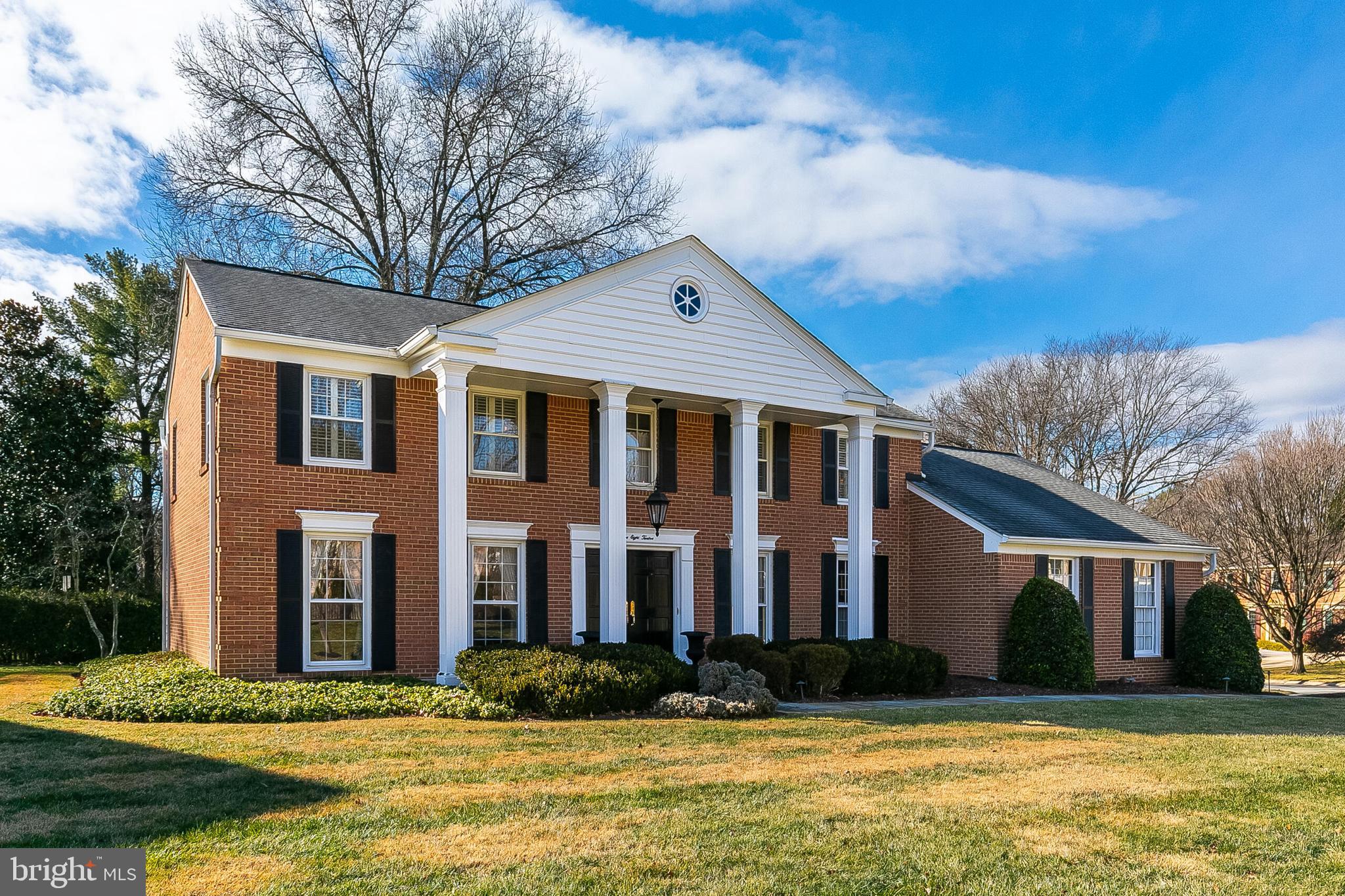 POTOMAC COMMONS - Residential