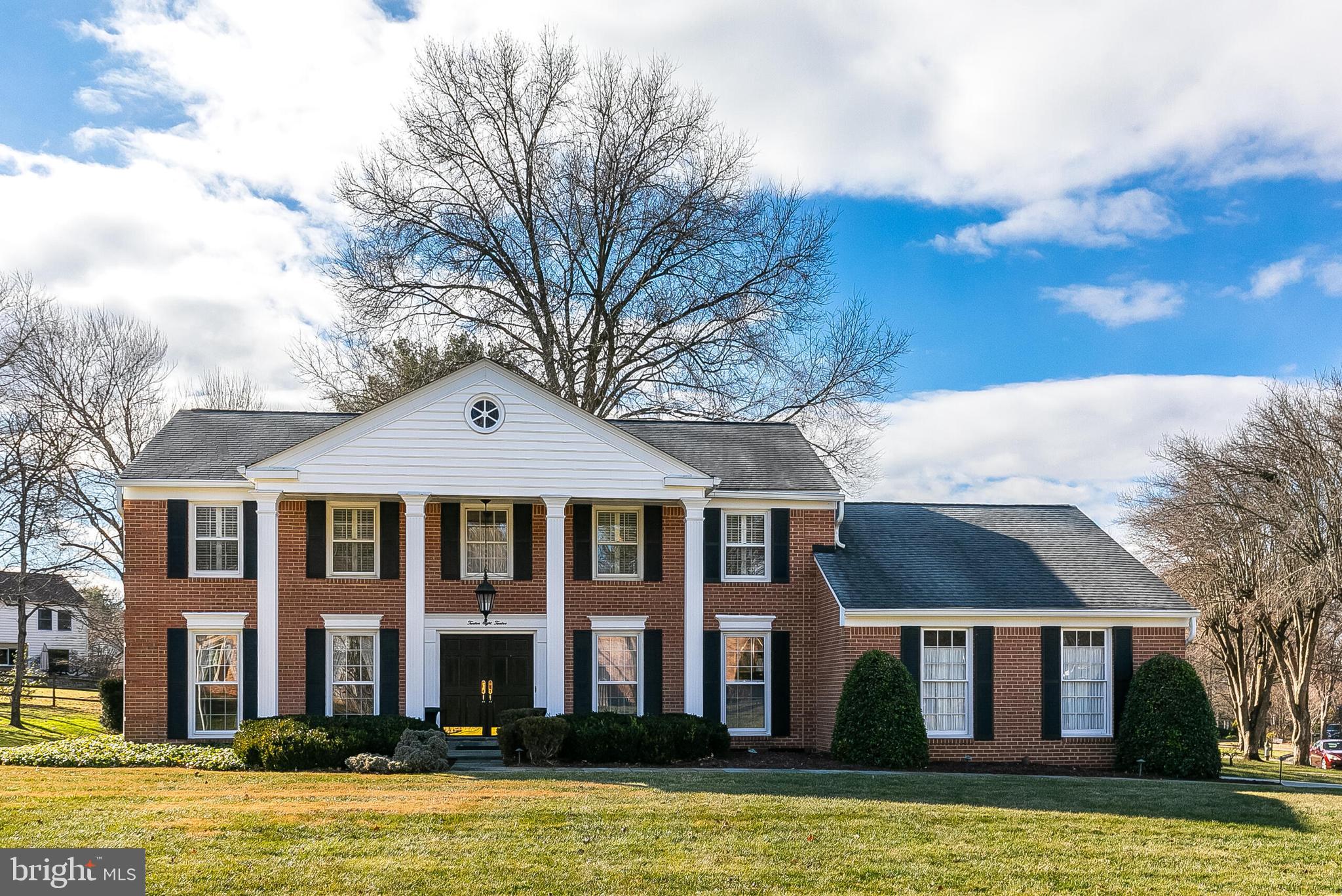 POTOMAC COMMONS - Residential