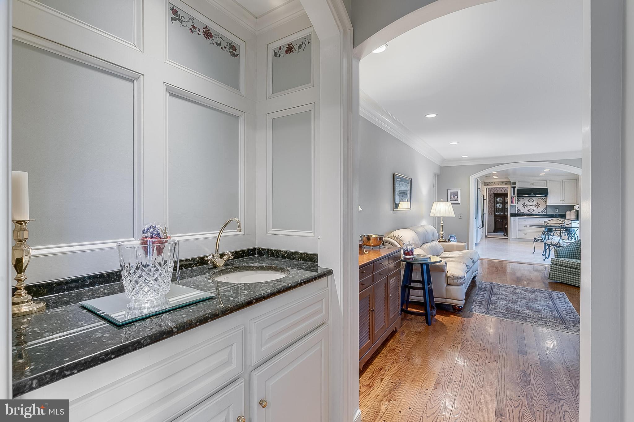 POTOMAC COMMONS - Residential