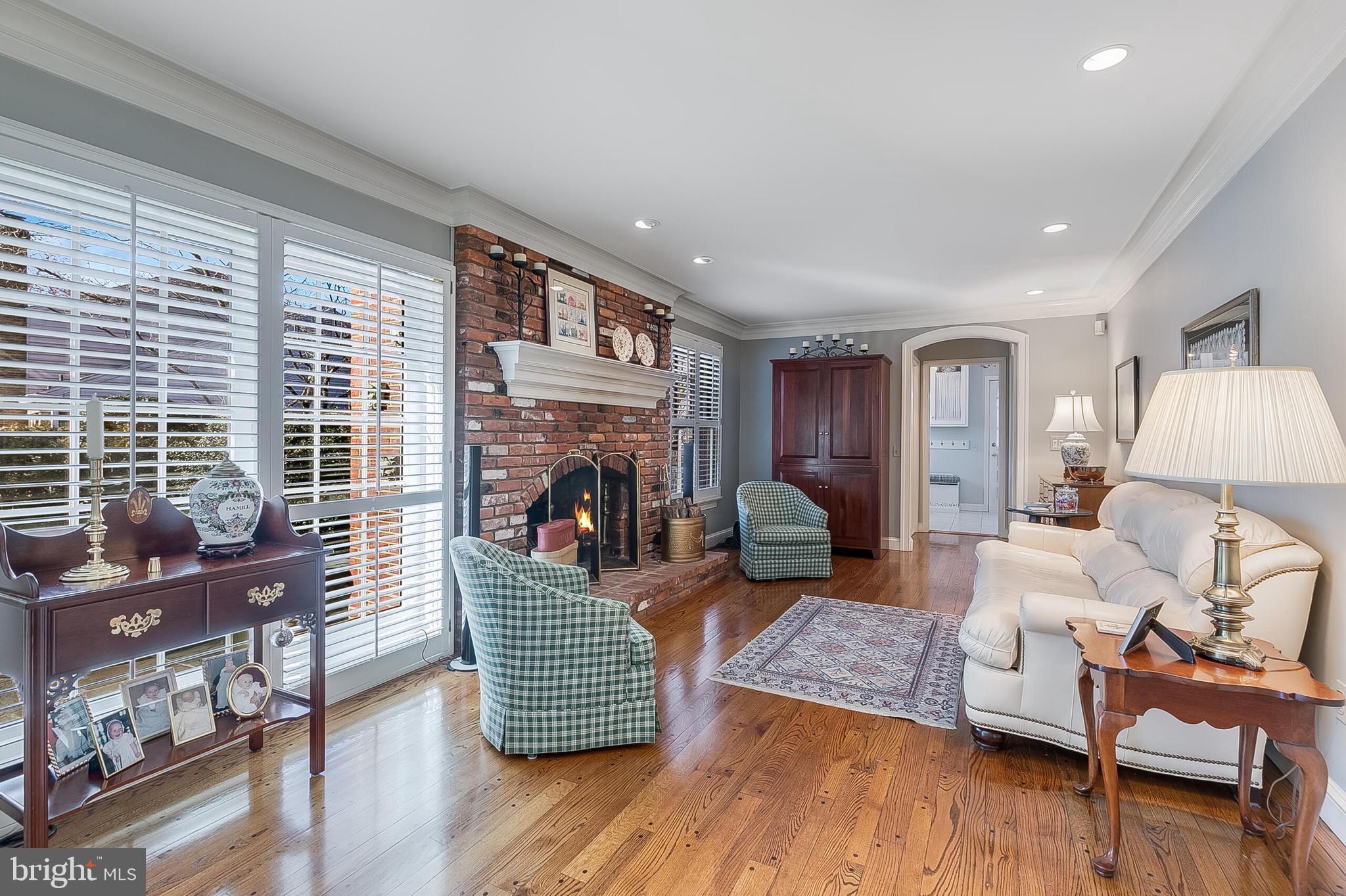 POTOMAC COMMONS - Residential