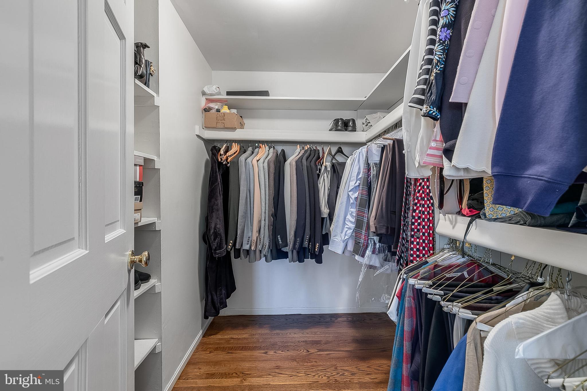 POTOMAC COMMONS - Residential