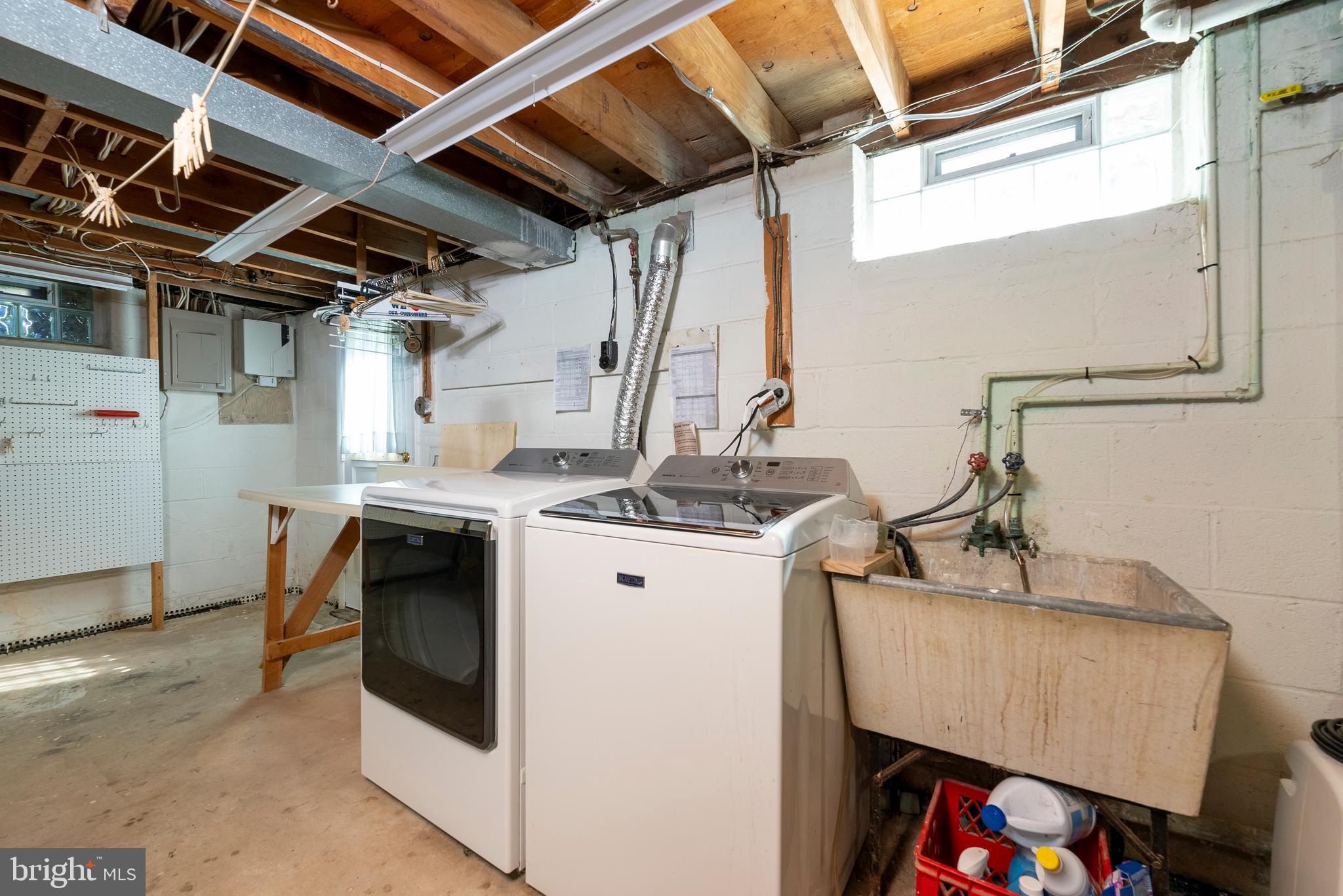 PERRY HALL - Residential