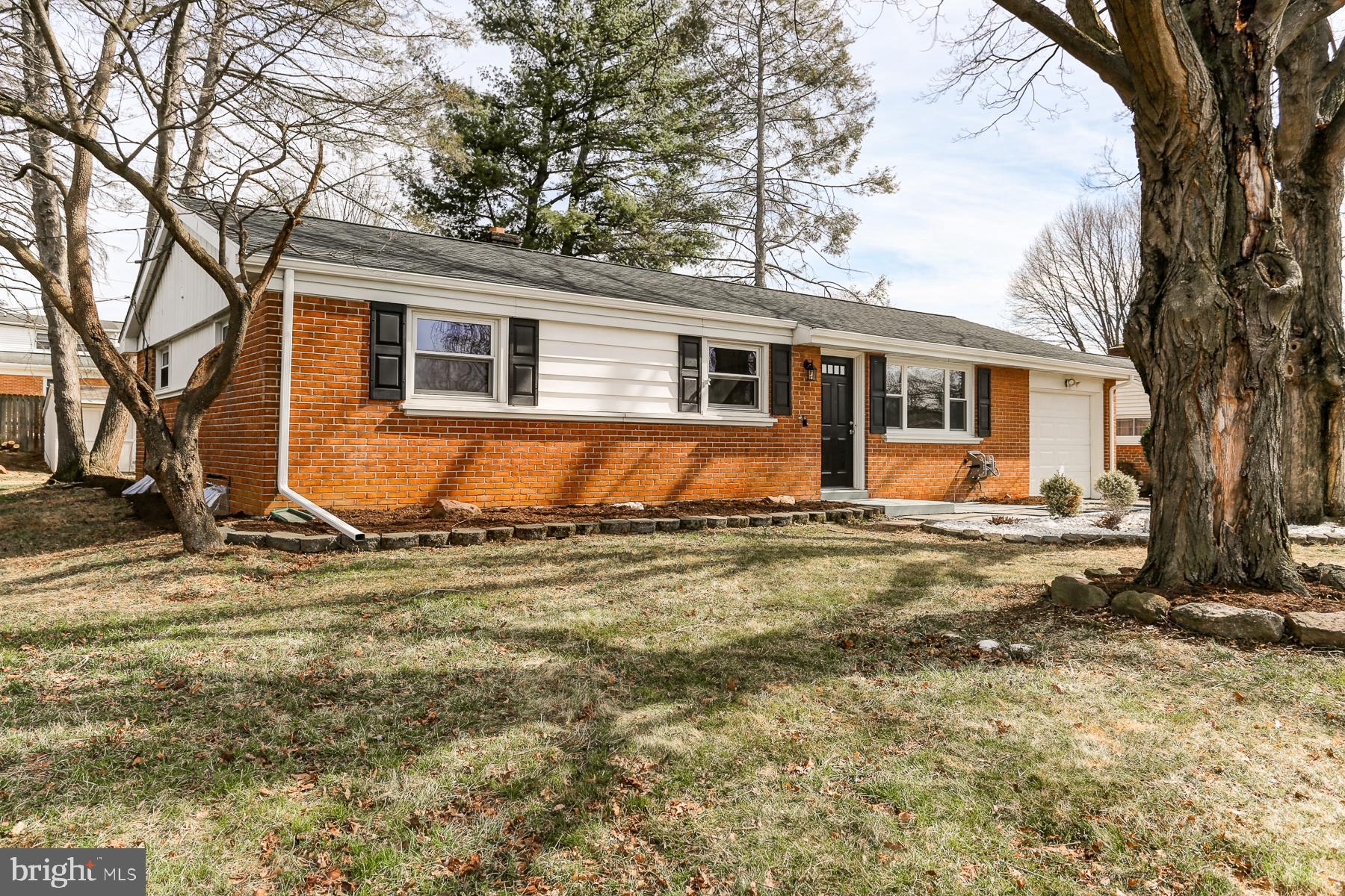 WILSHIRE HILLS - Residential