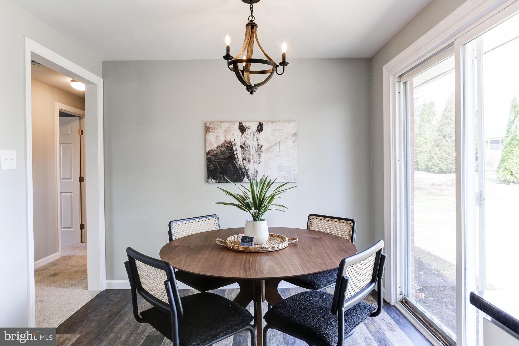 WILSHIRE HILLS - Residential