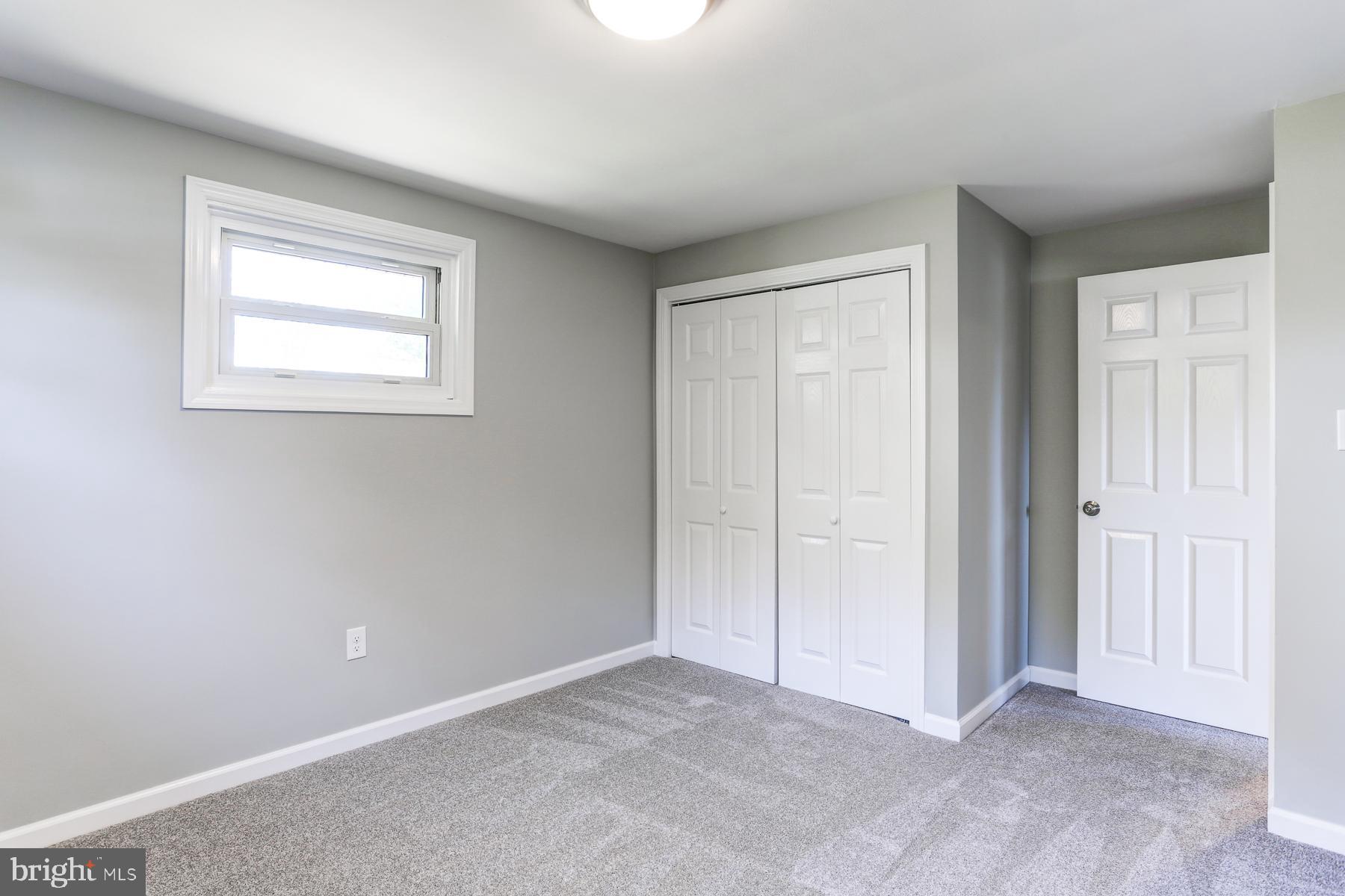 WILSHIRE HILLS - Residential