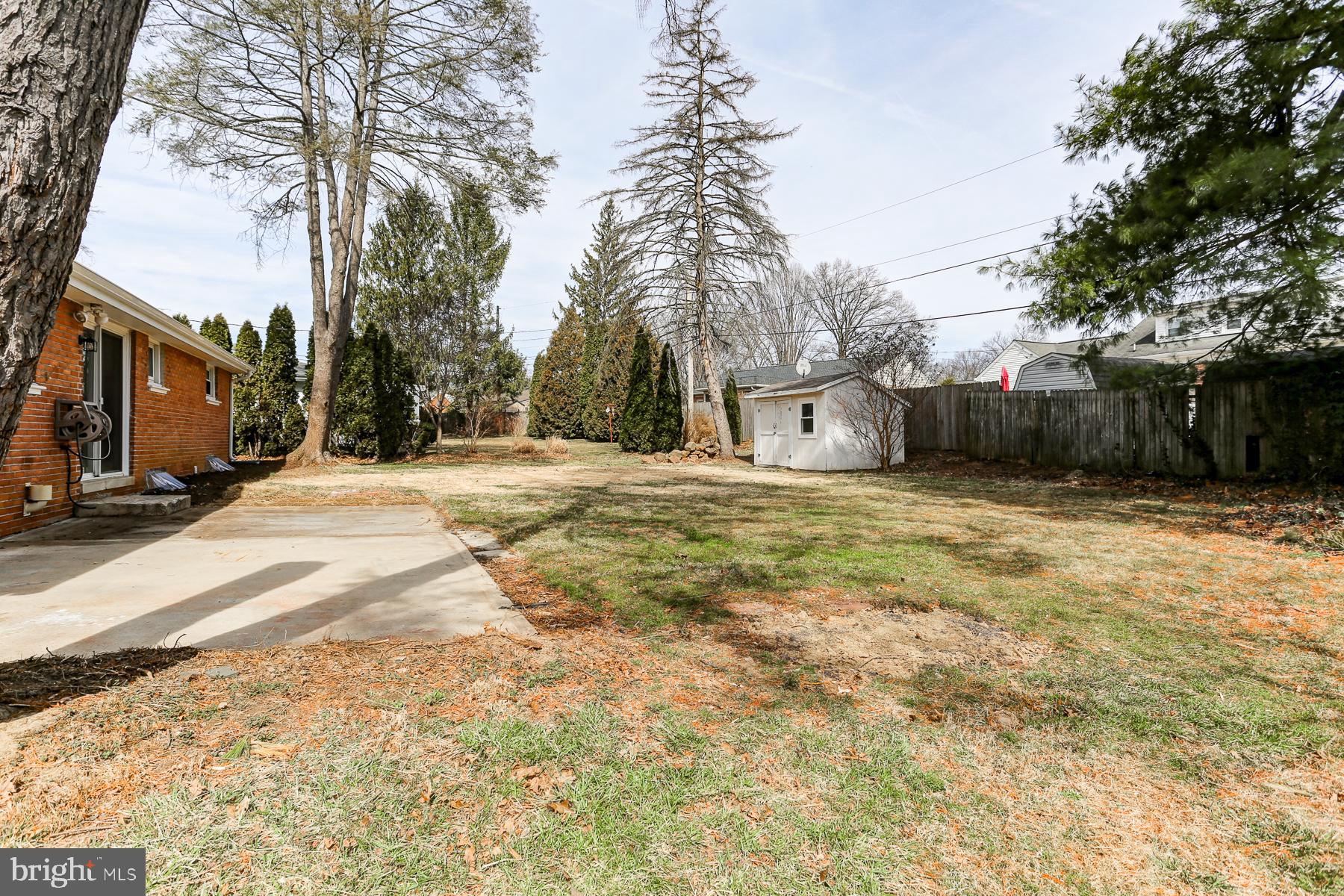 WILSHIRE HILLS - Residential