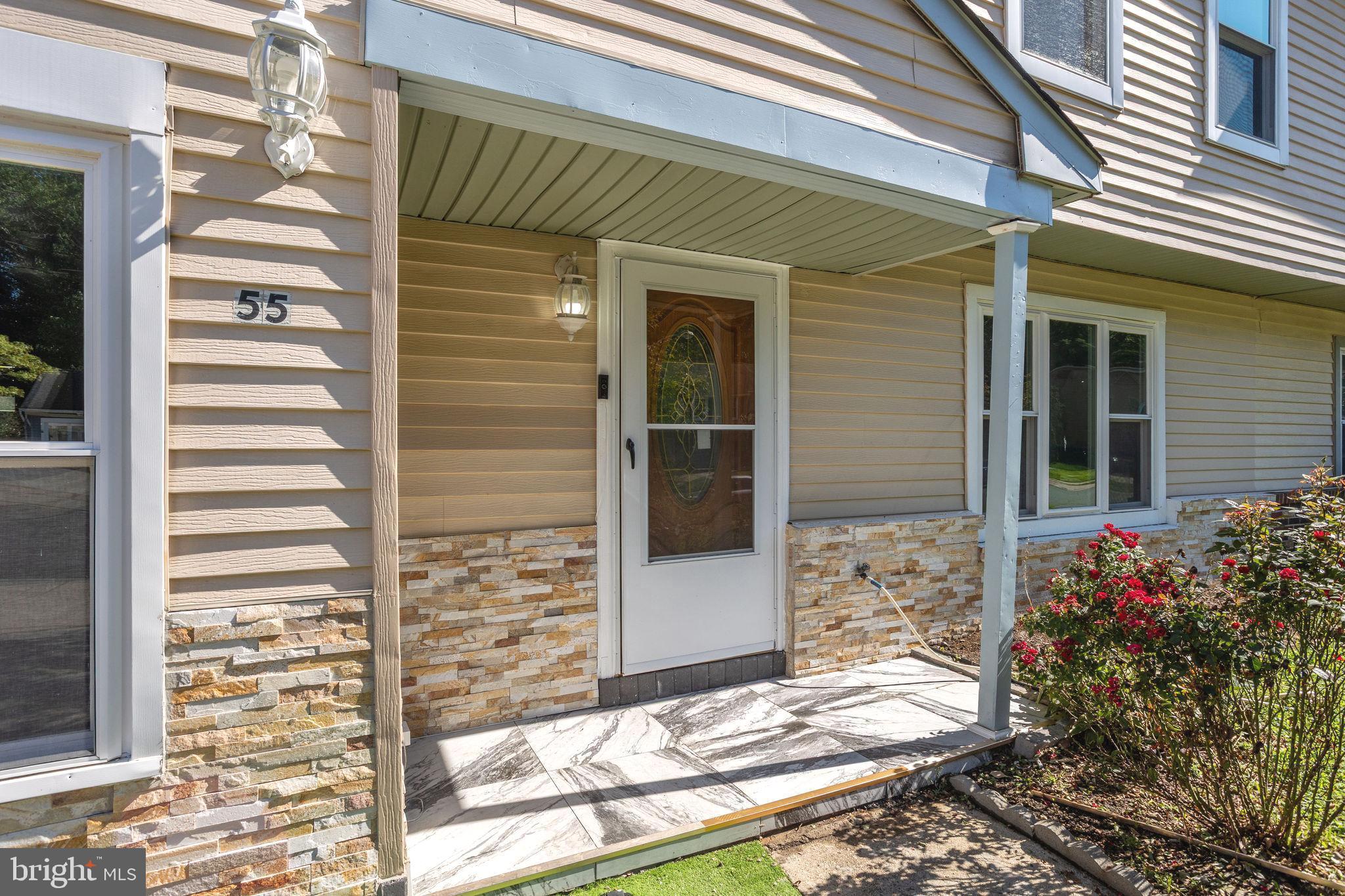 55 GREENWICH DRIVE