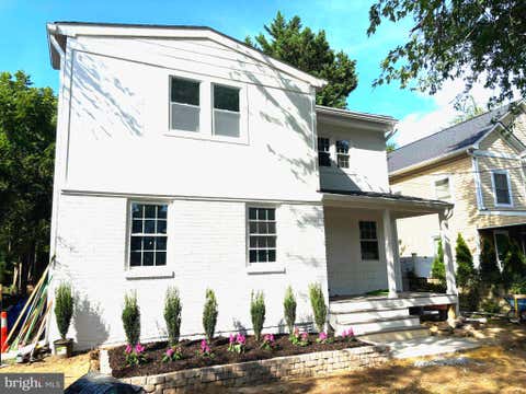 Homes For Sale - 916 Crawford Drive<br/> ROCKVILLE, MD 20851