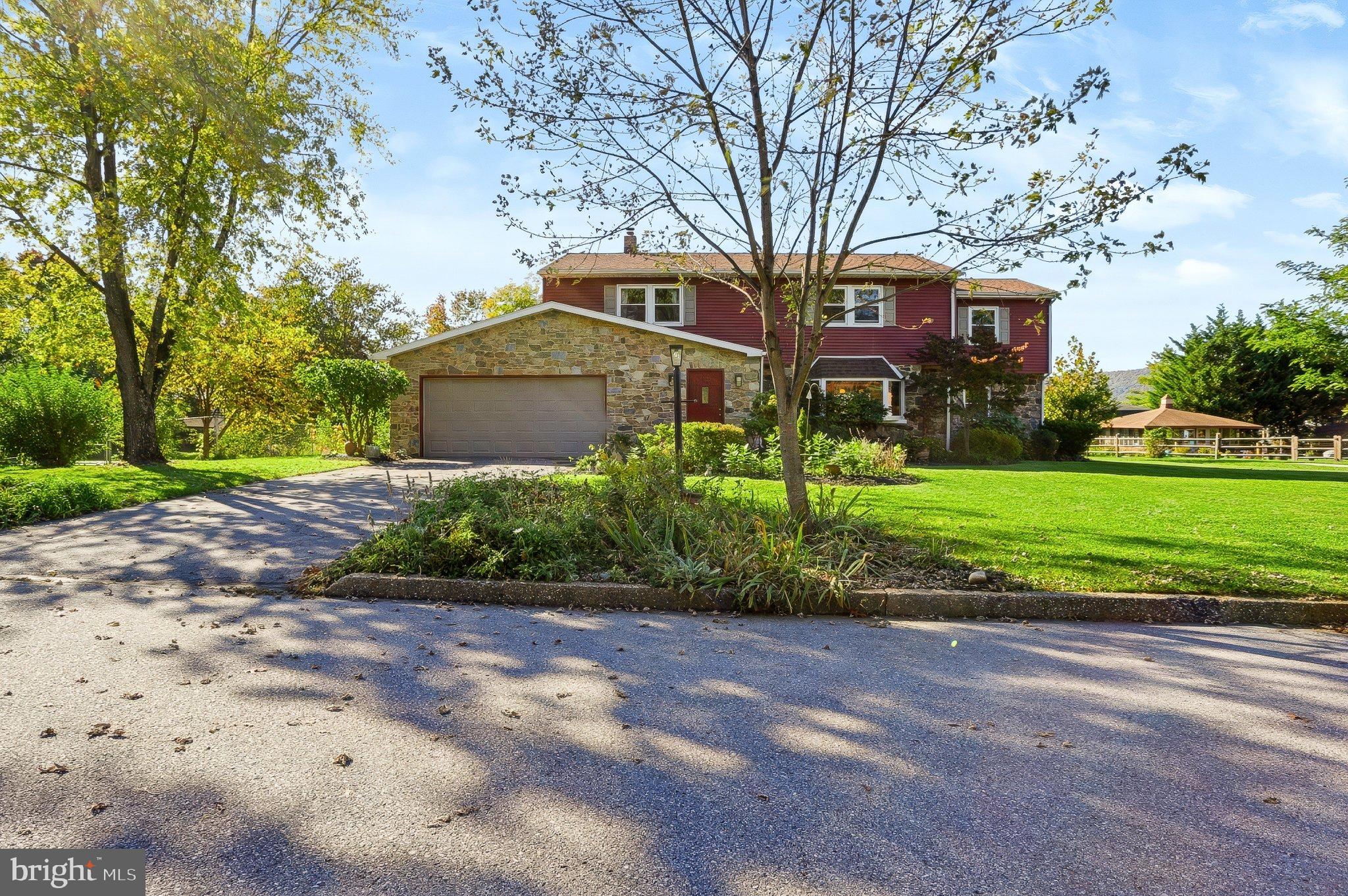 4426 AVON DRIVE