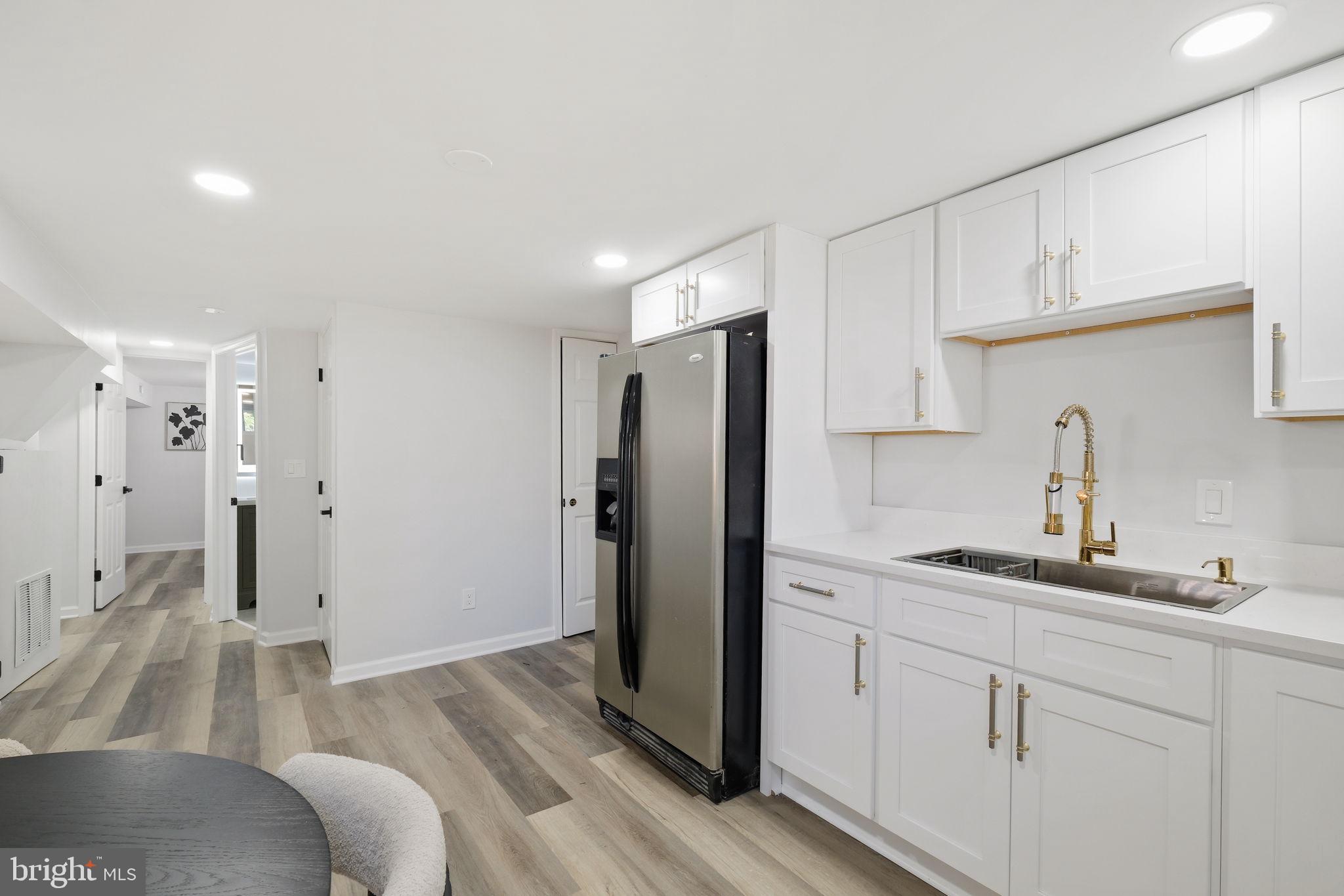 MEADOWOOD - Residential