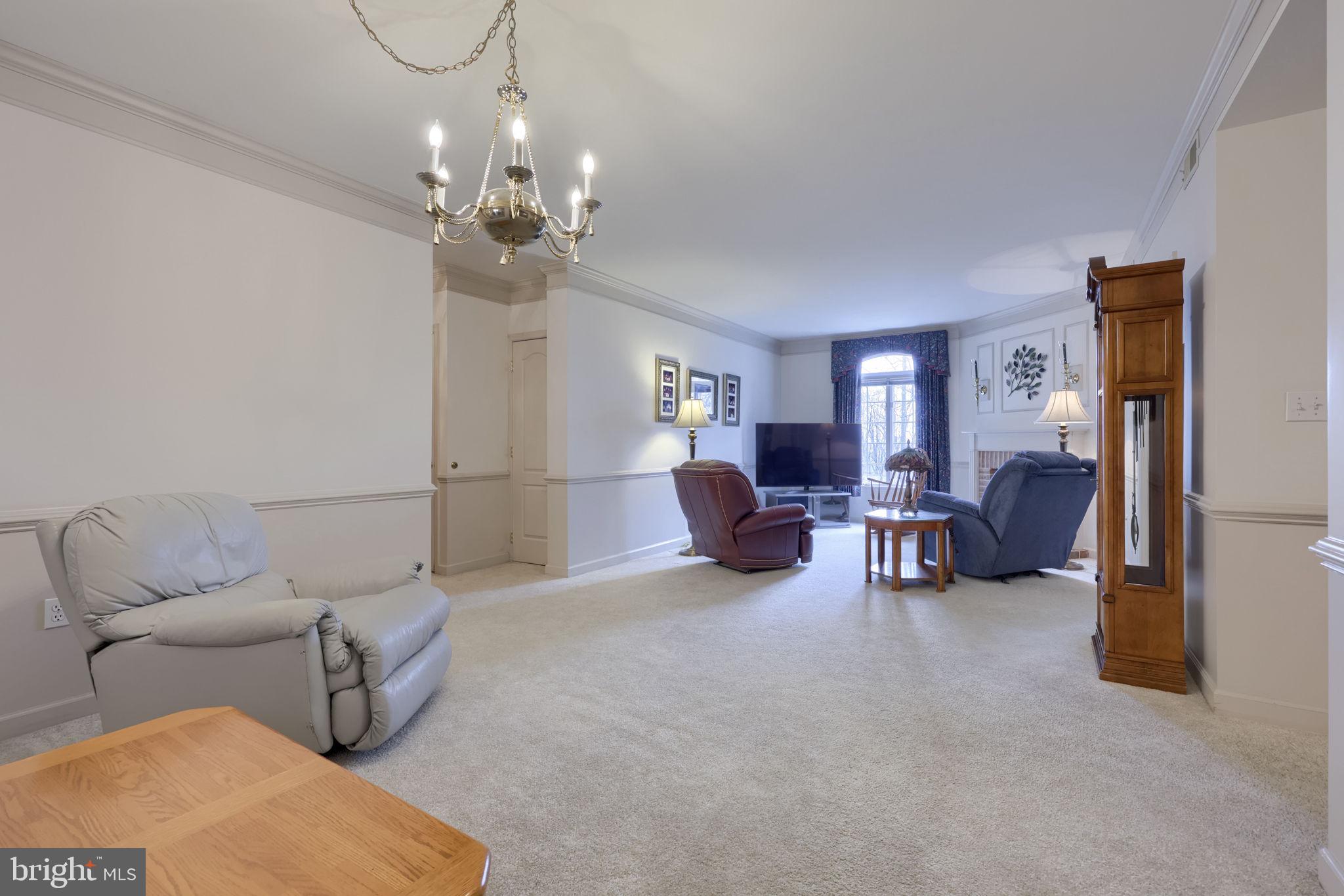 2025 S QUEEN STREET 232