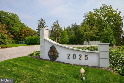 2025 S QUEEN STREET 232 YORK PA 17403