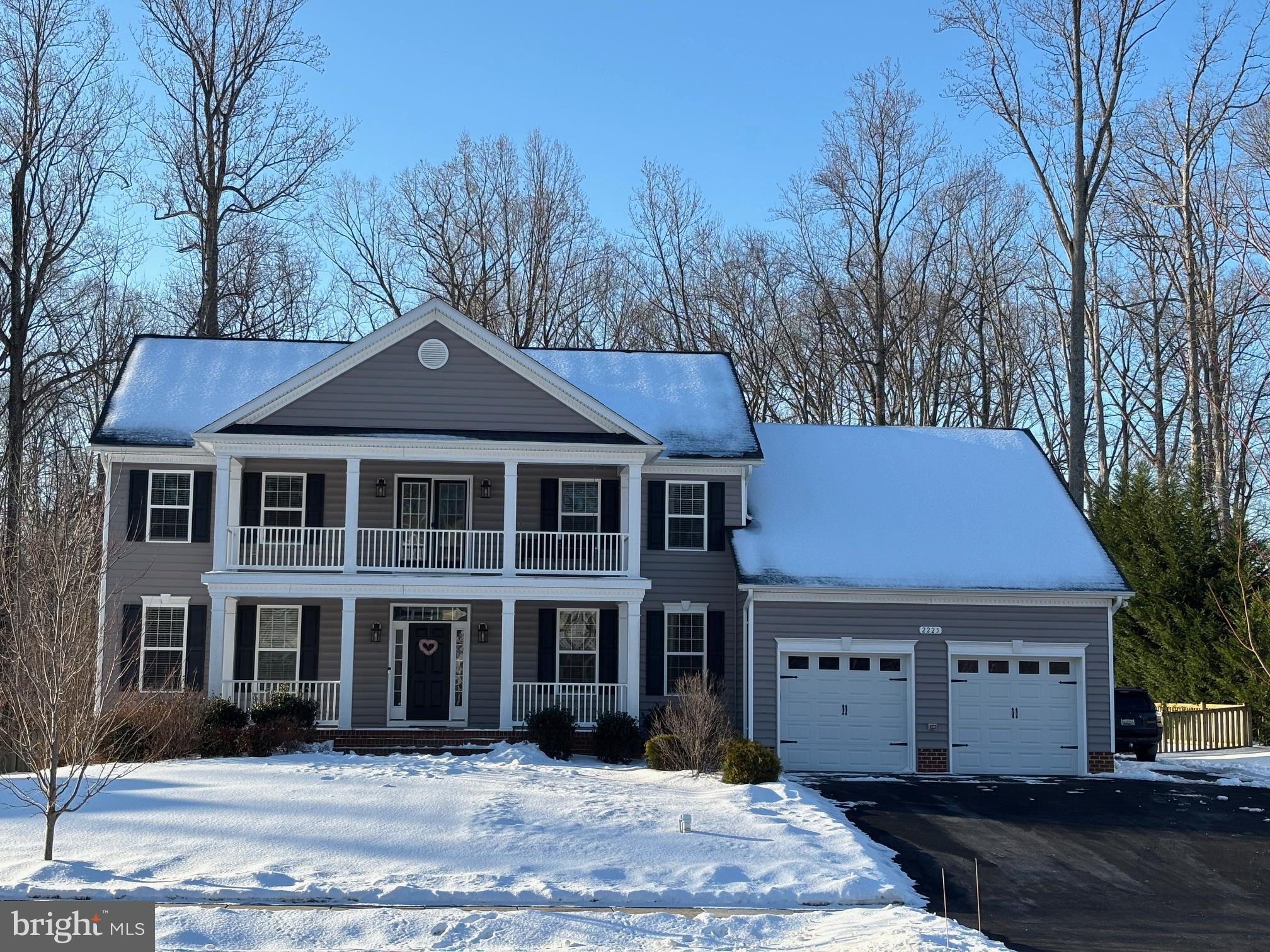 OAKLAND HALL - Residential