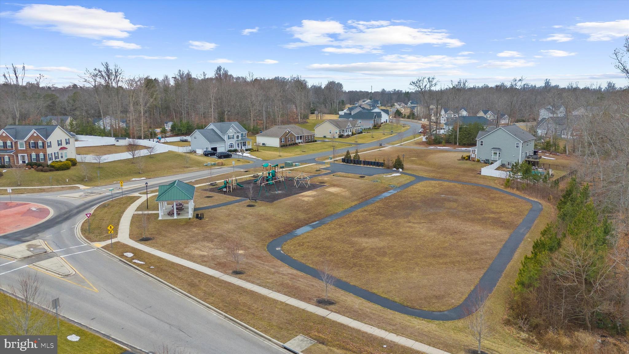 OAKLAND HALL - Residential