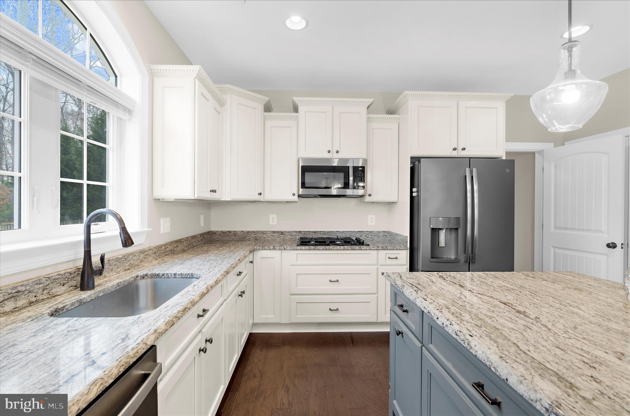 OAKLAND HALL - Residential