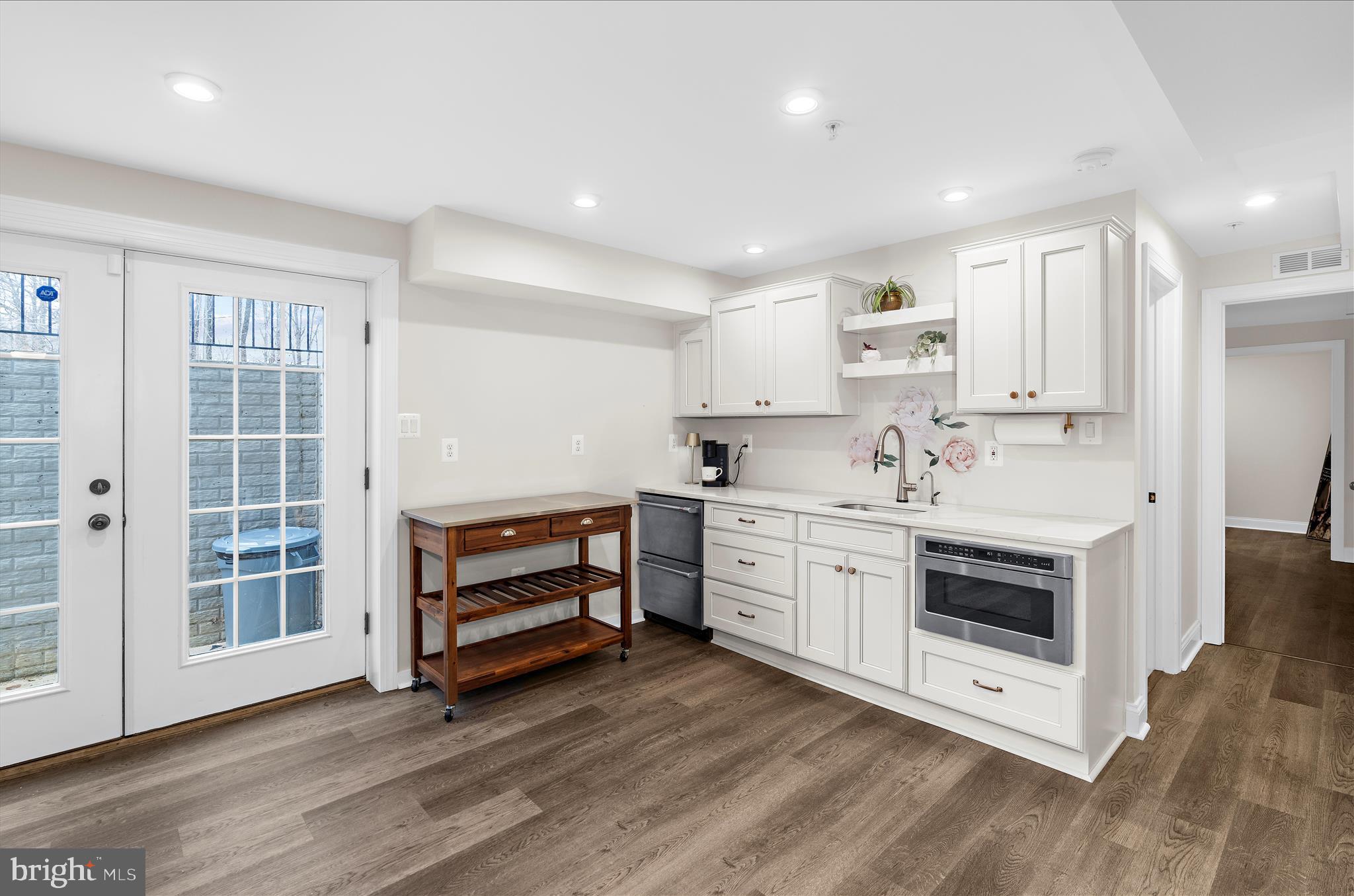 OAKLAND HALL - Residential