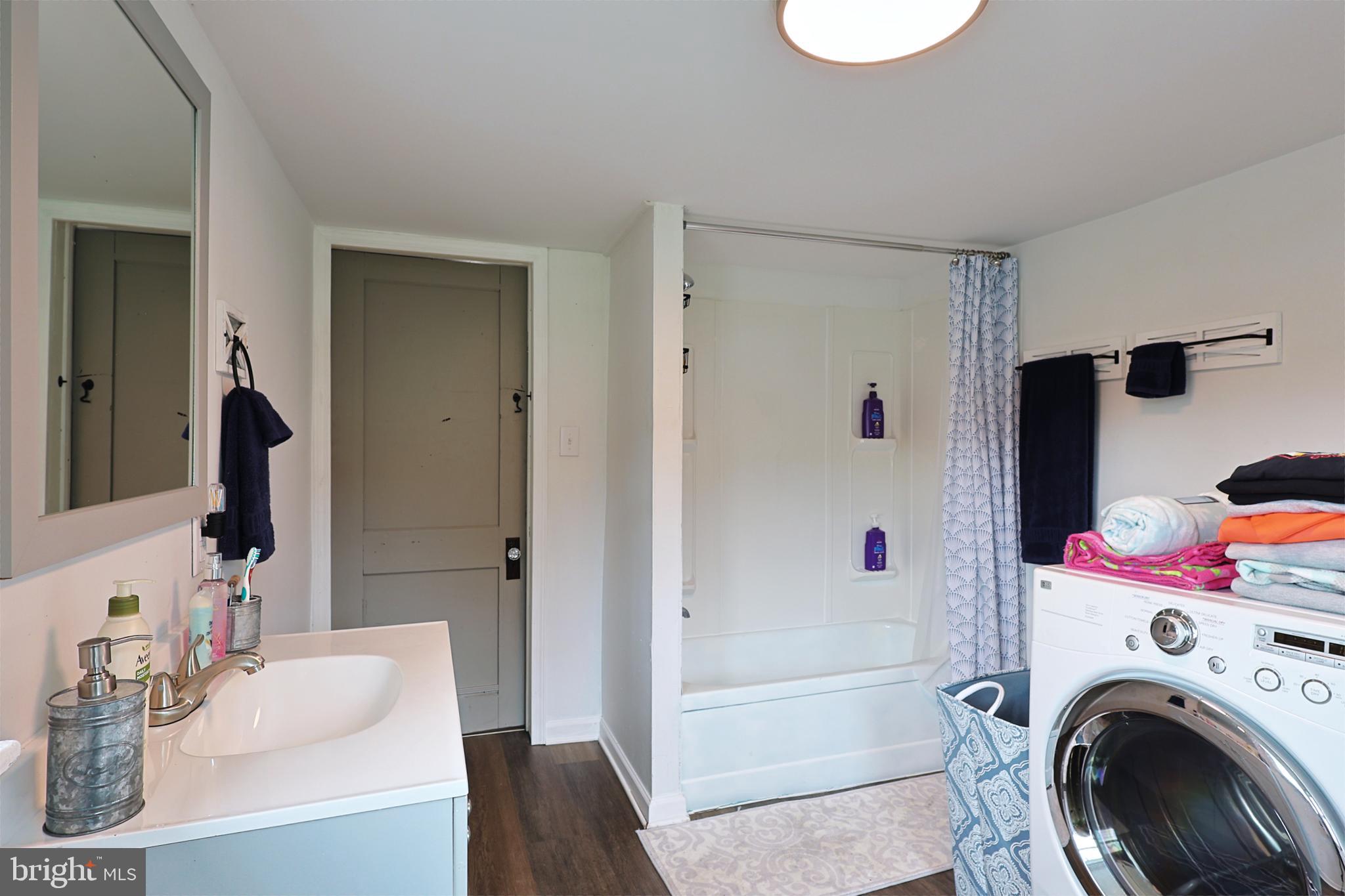 RIDGELEY - Residential