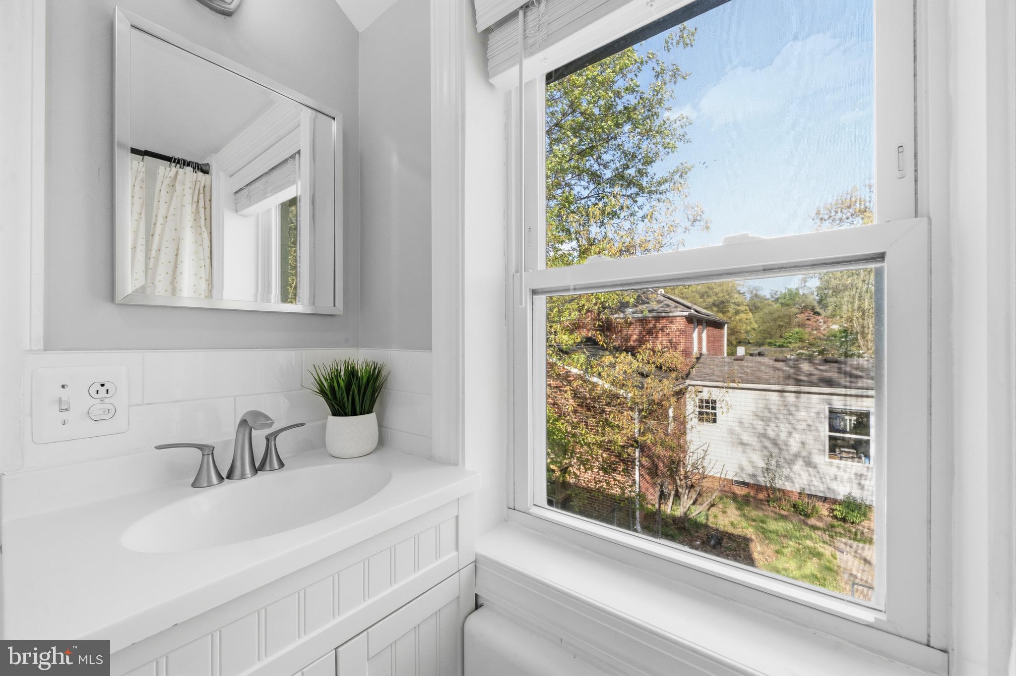 TAKOMA PARK - Residential