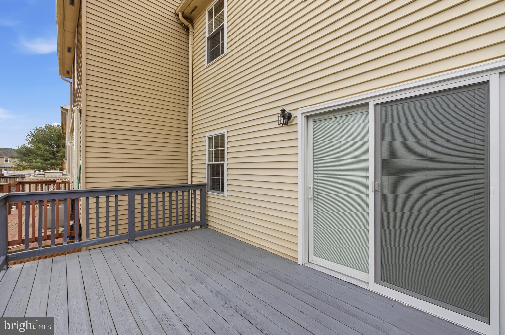 ELIZABETHS LANDING - Residential