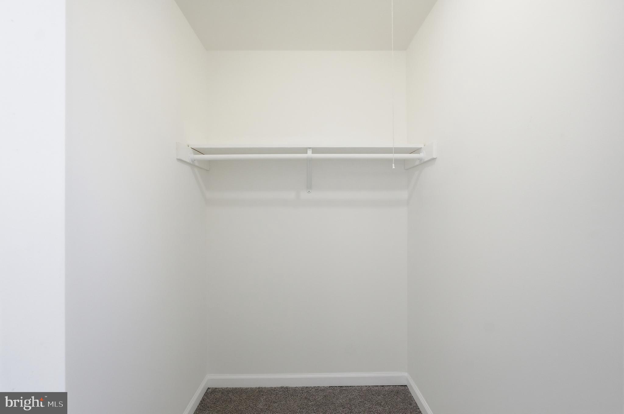 ELIZABETHS LANDING - Residential