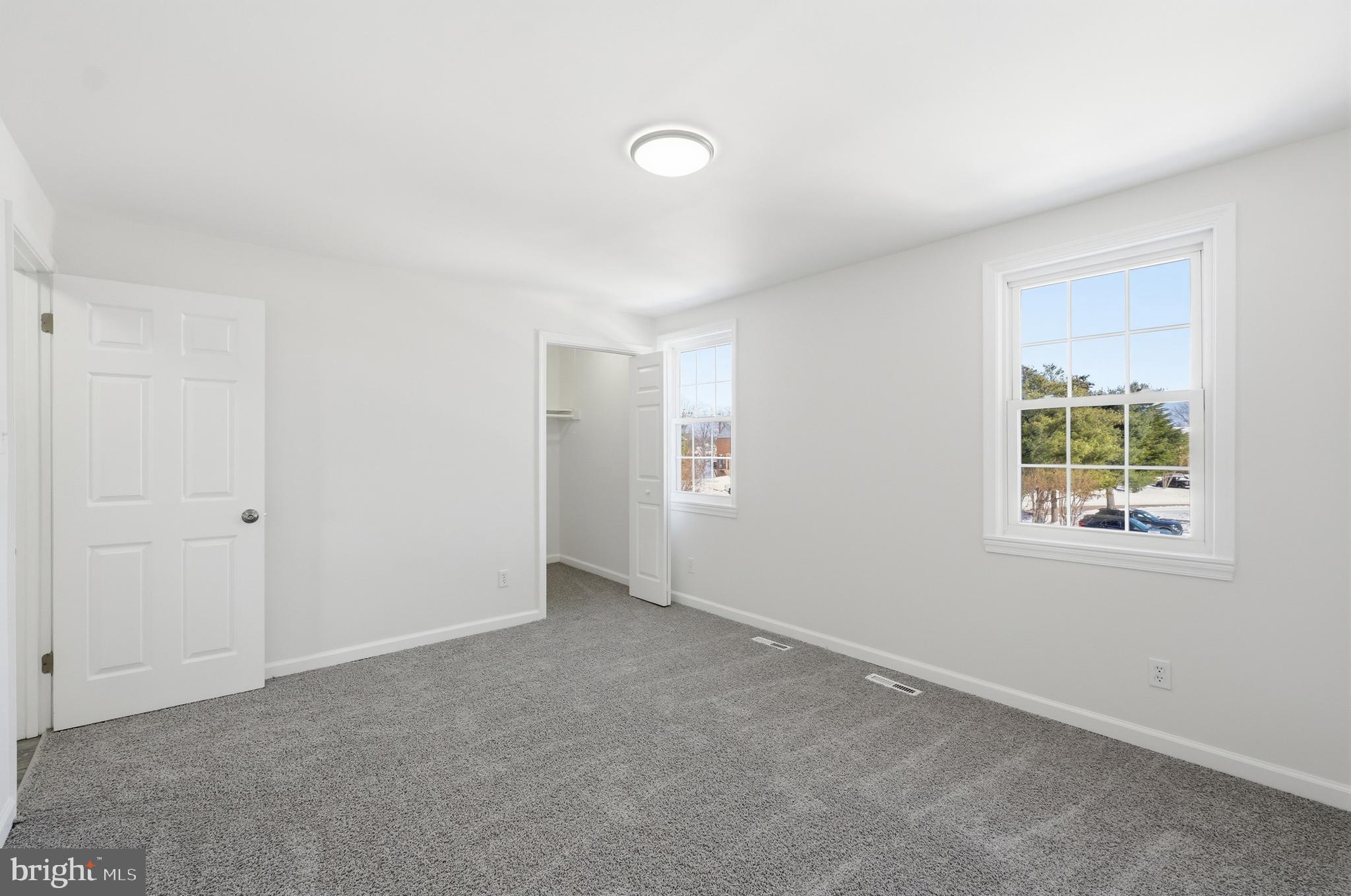 ELIZABETHS LANDING - Residential