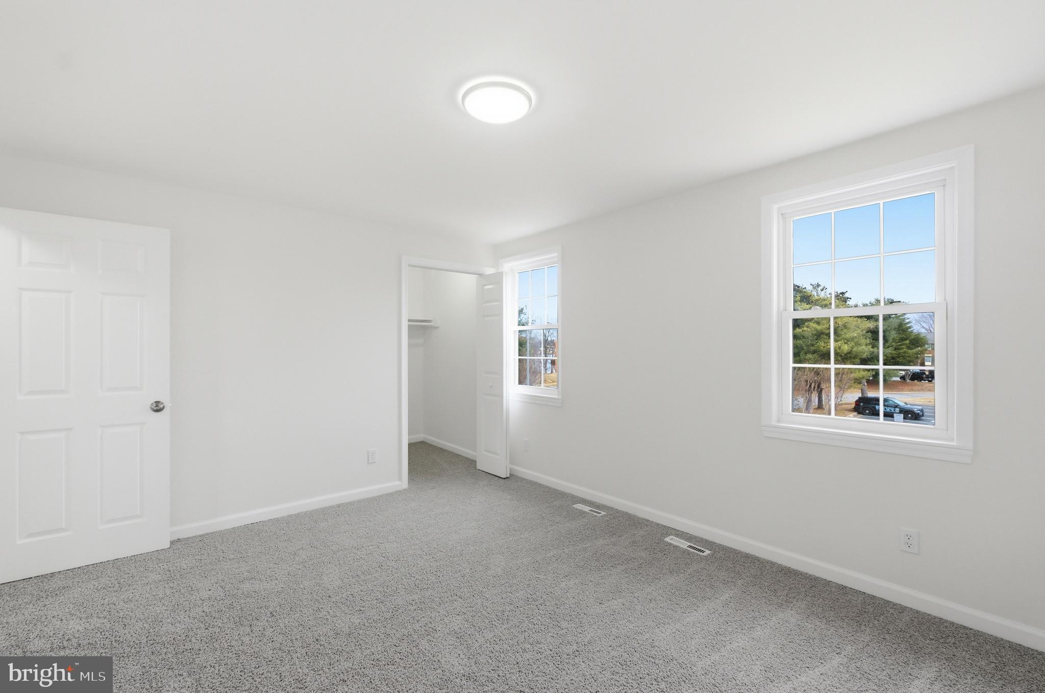 ELIZABETHS LANDING - Residential