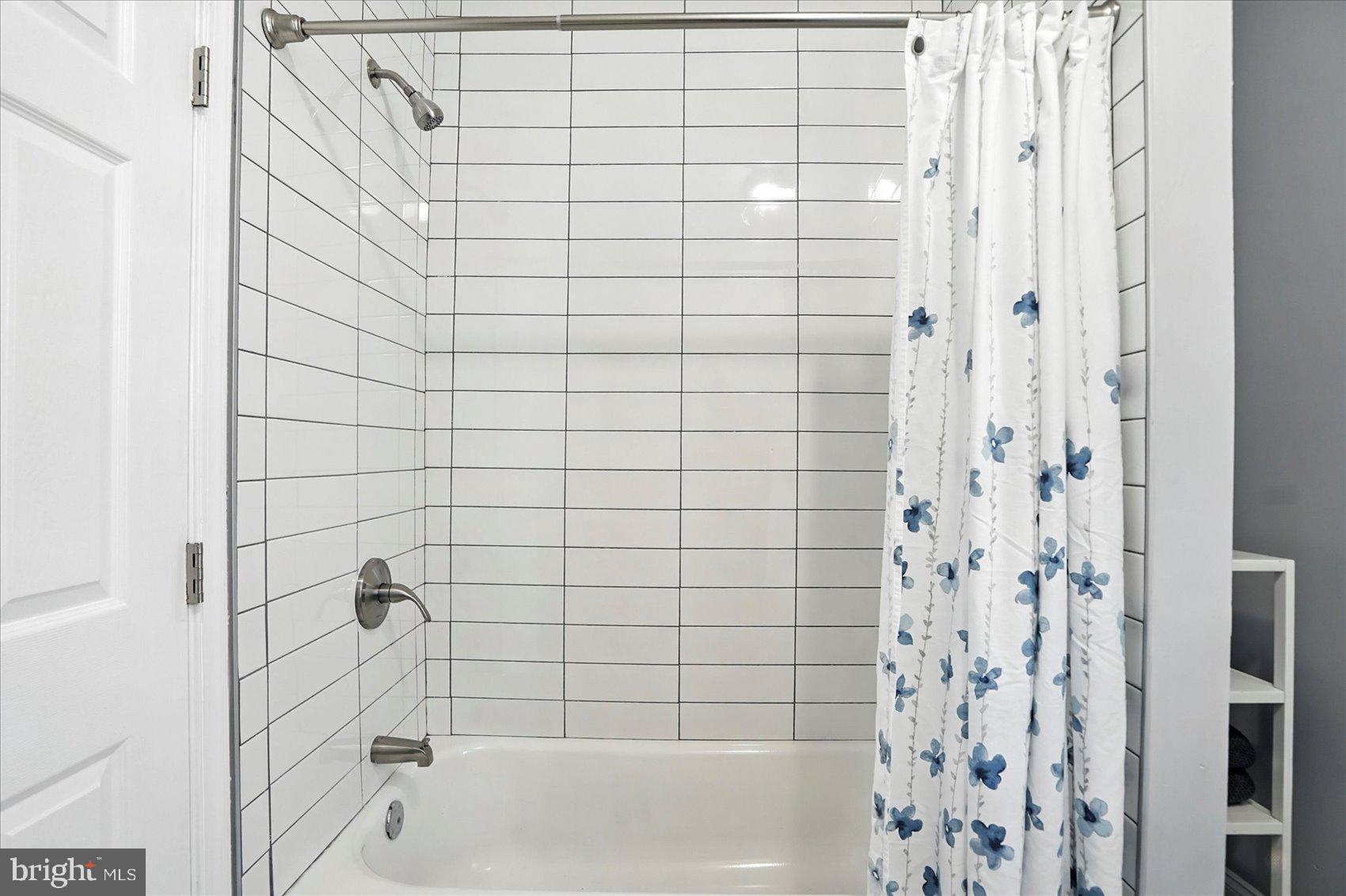 BIDDLE STREET - Residential