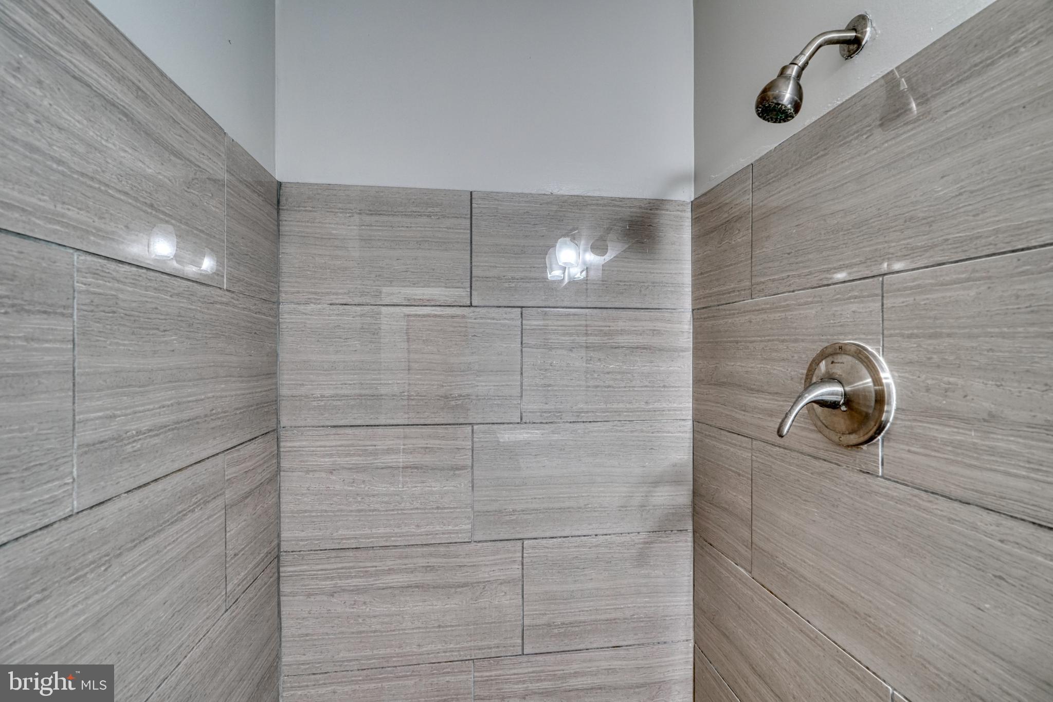 WASHINGTON VILLAGE - Residential